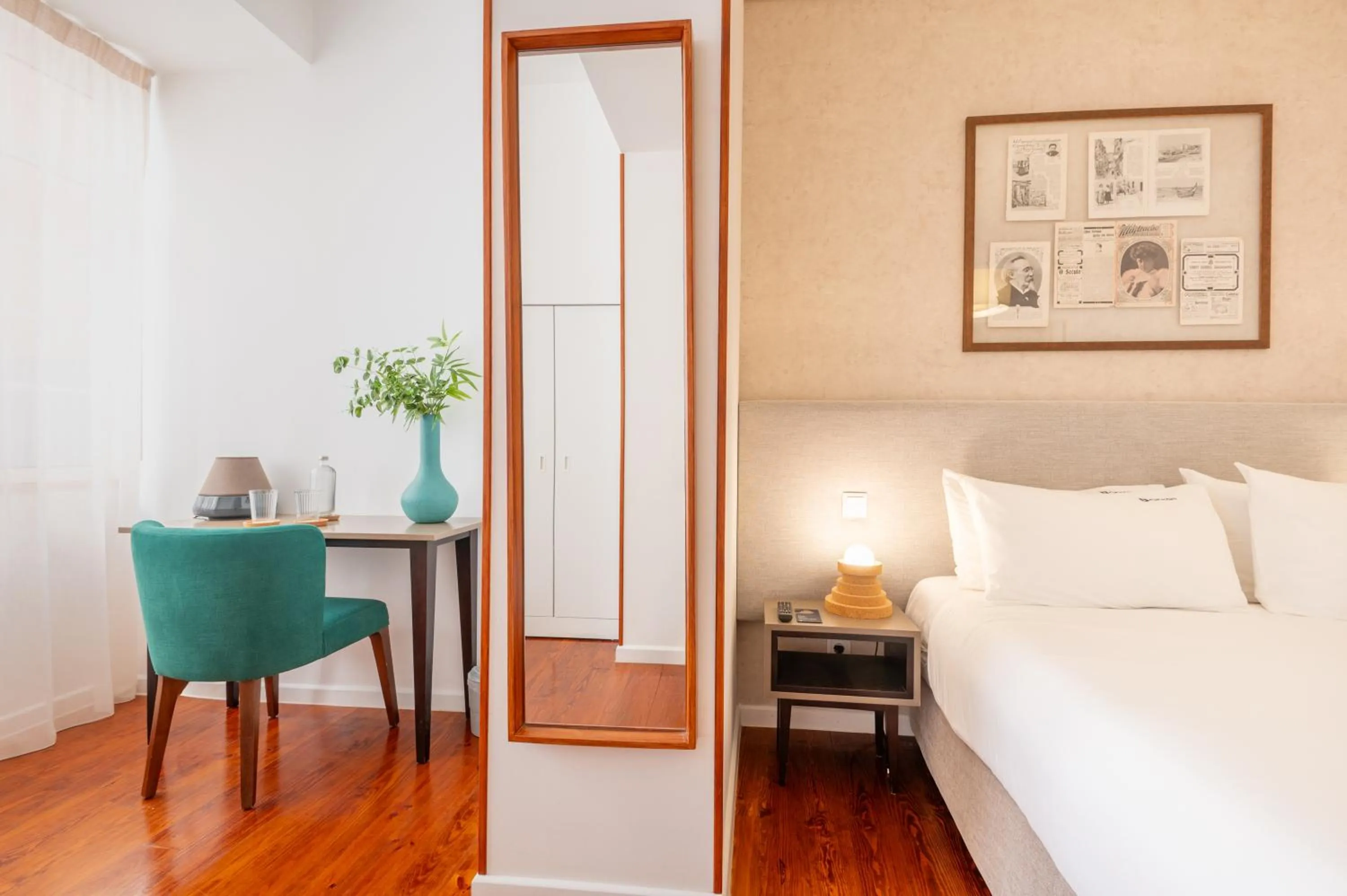 Bedroom, Bed in Bica FLH Suites