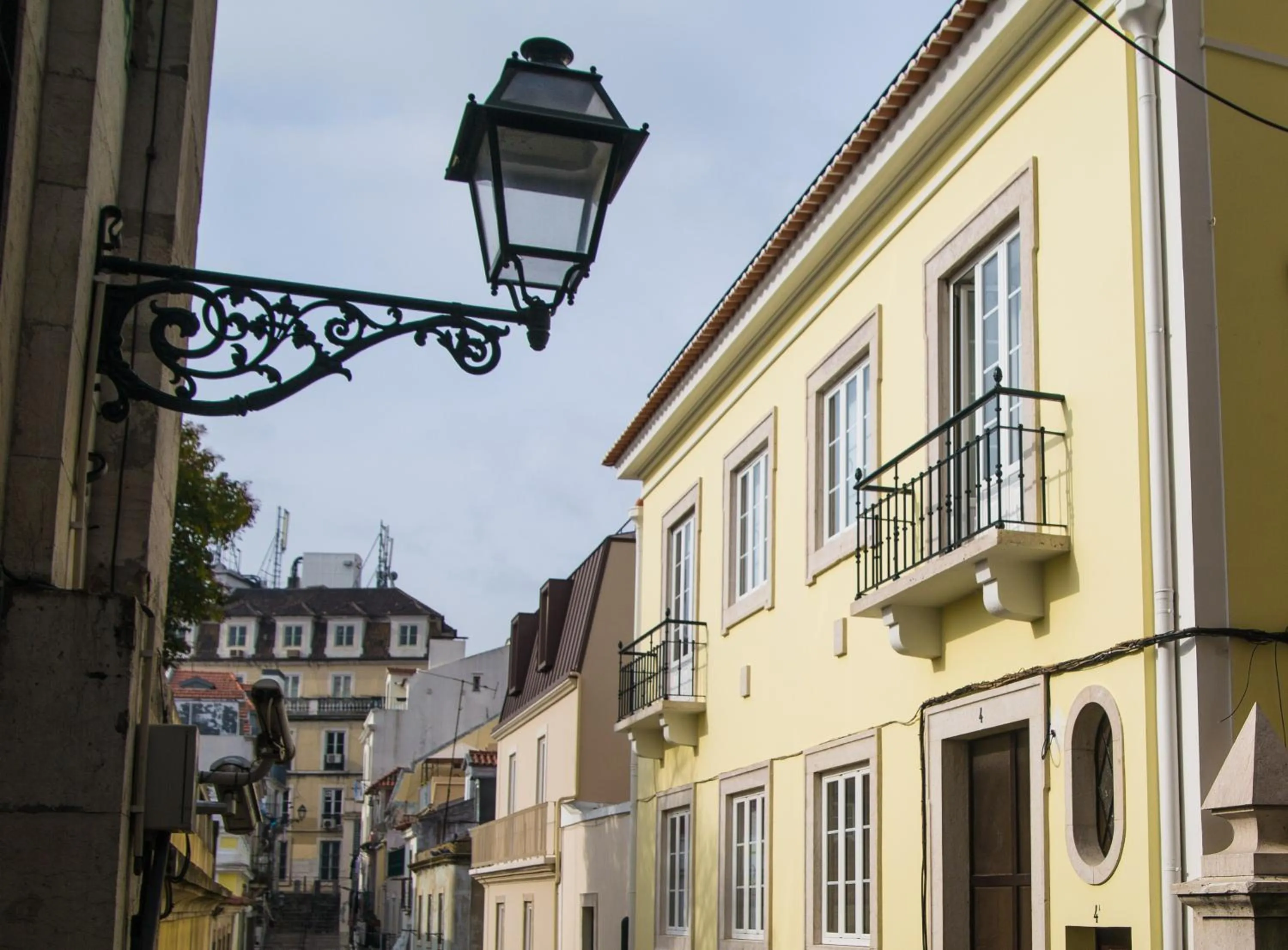 Property building in Bica FLH Suites