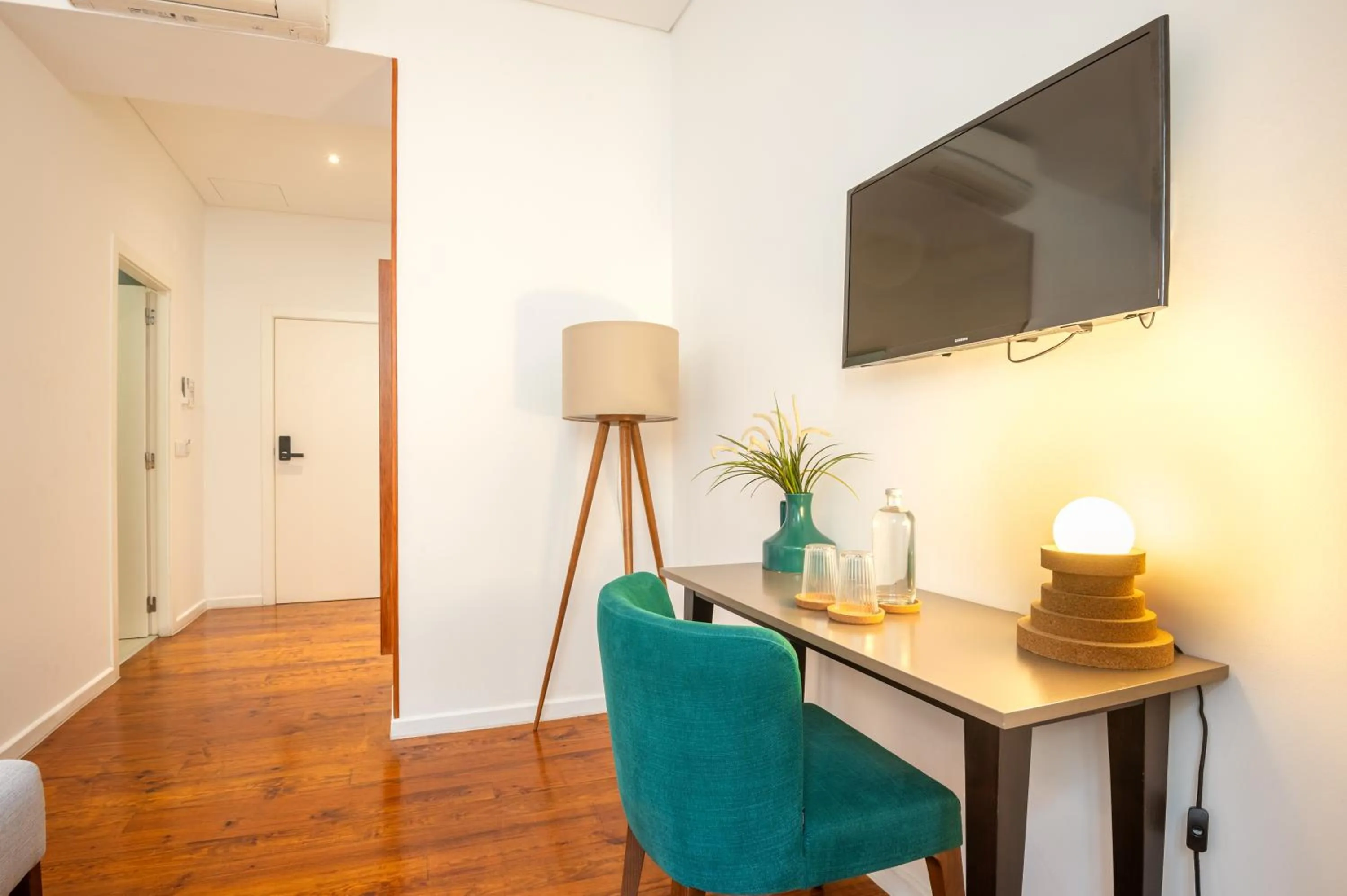 Bedroom in Bica FLH Suites