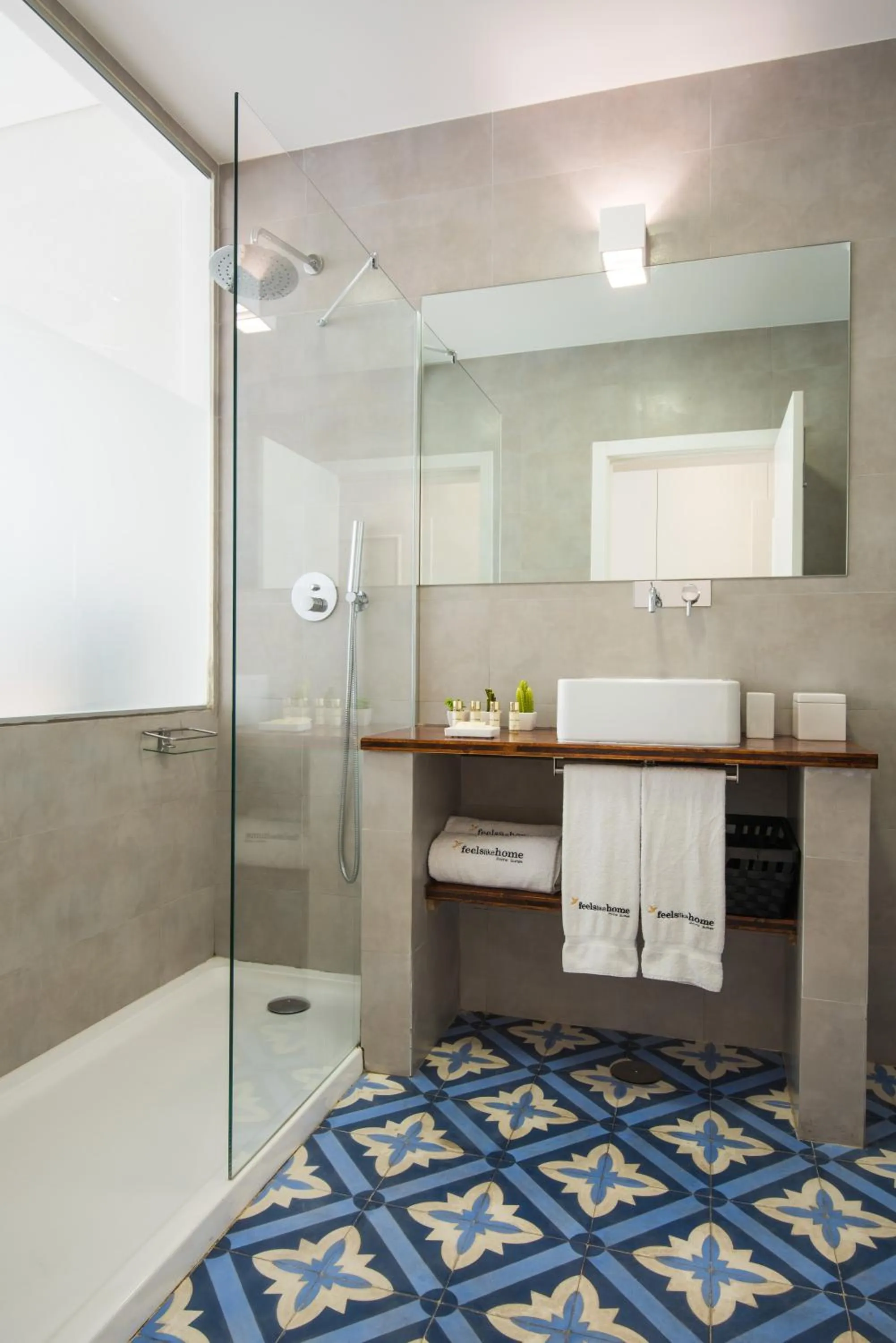 Bathroom in Bica FLH Suites