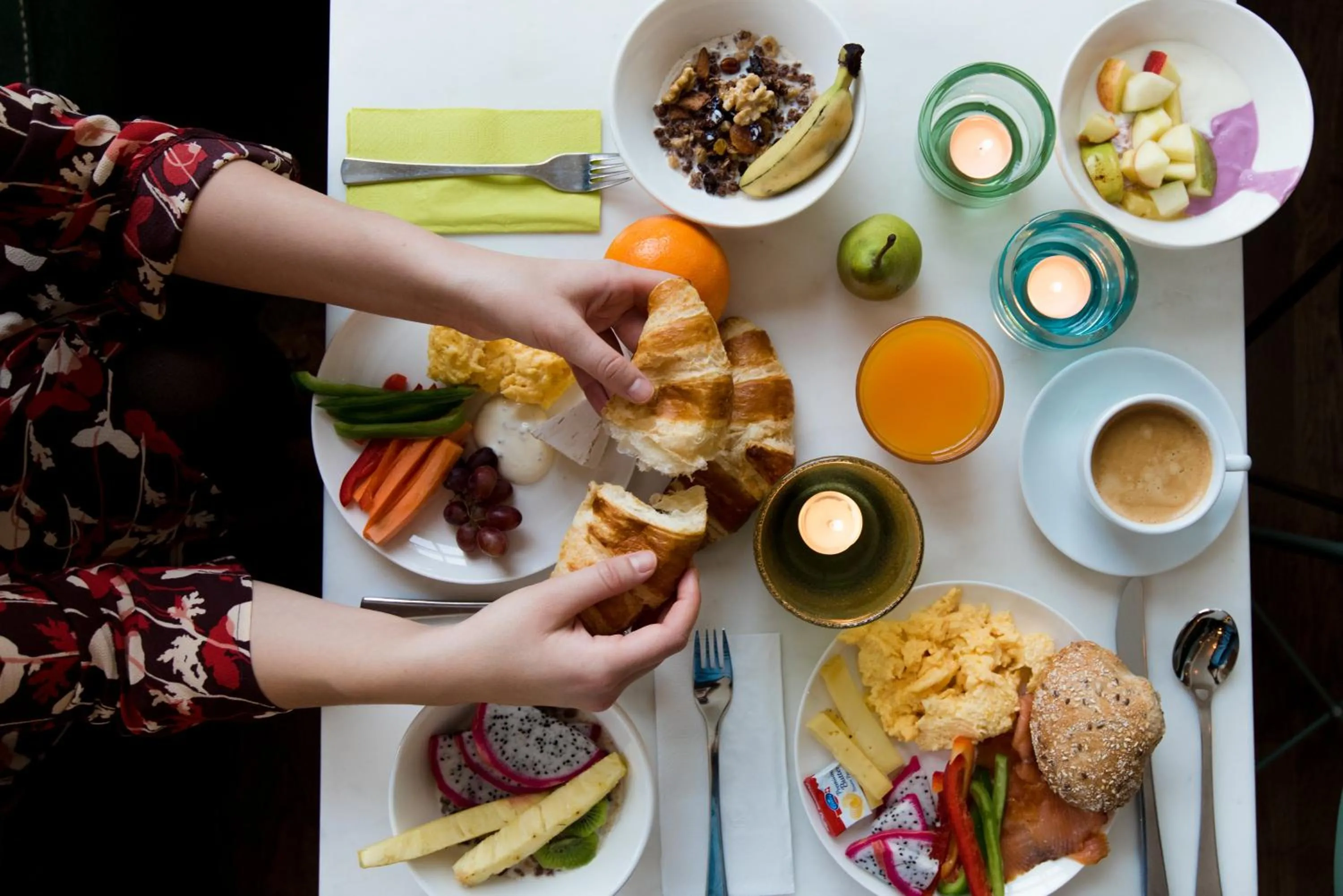 People in Bellevue-Terminus - Urban Lifestyle Hotel