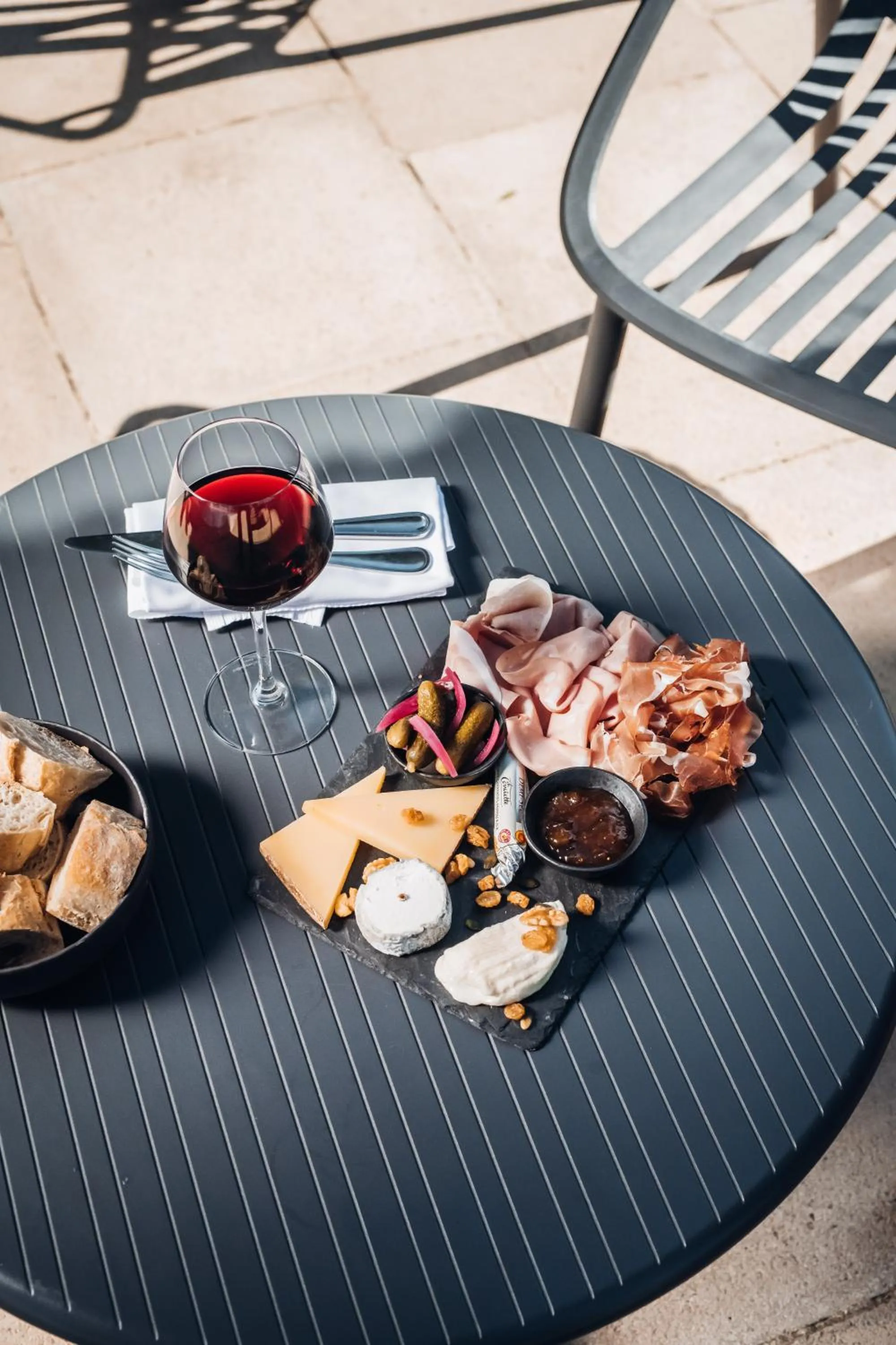 Restaurant/places to eat in Hostellerie du Château des Fines Roches