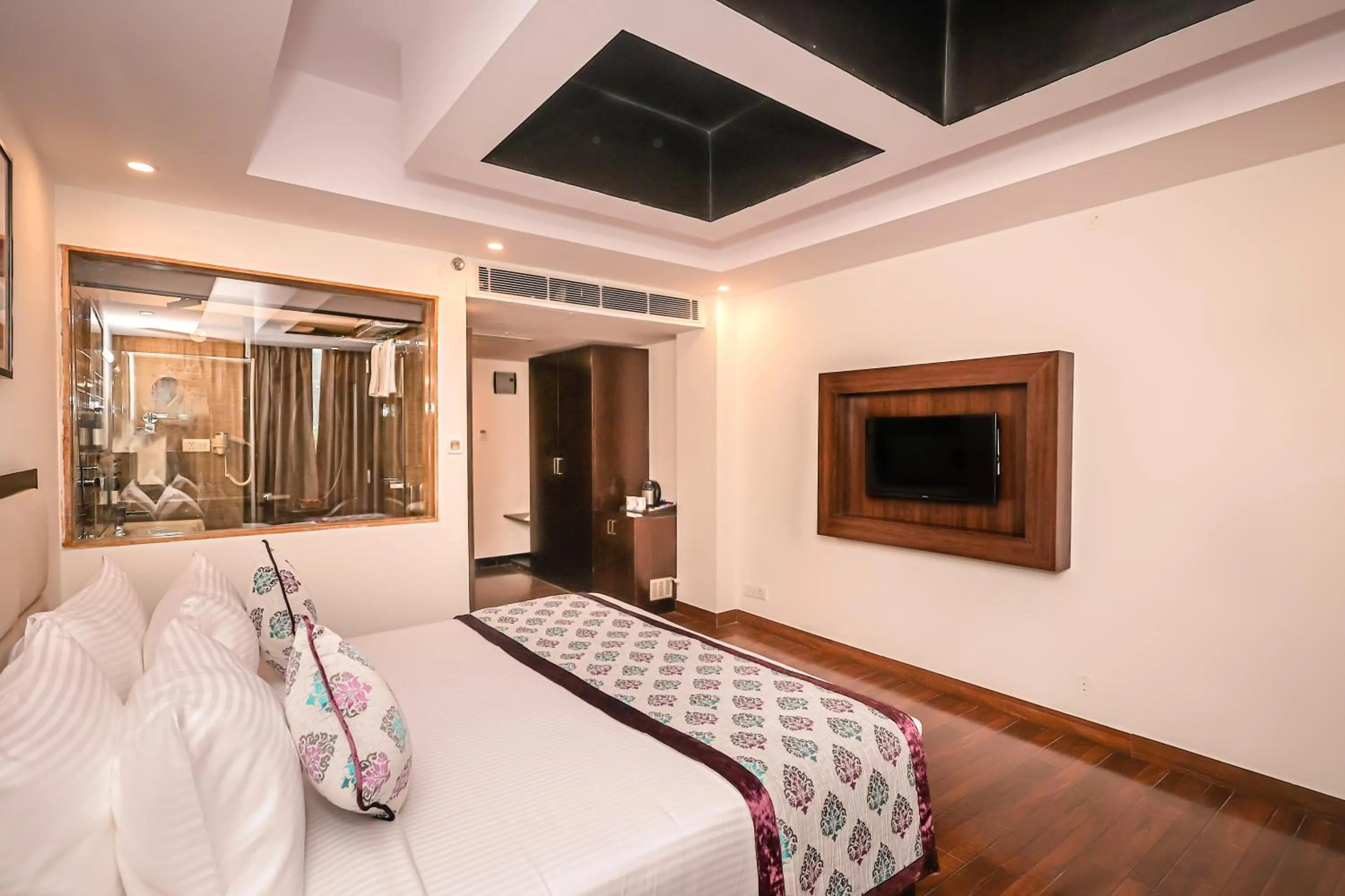 Bedroom, Bed in Regenta Resort MARS Valley View Shoghi
