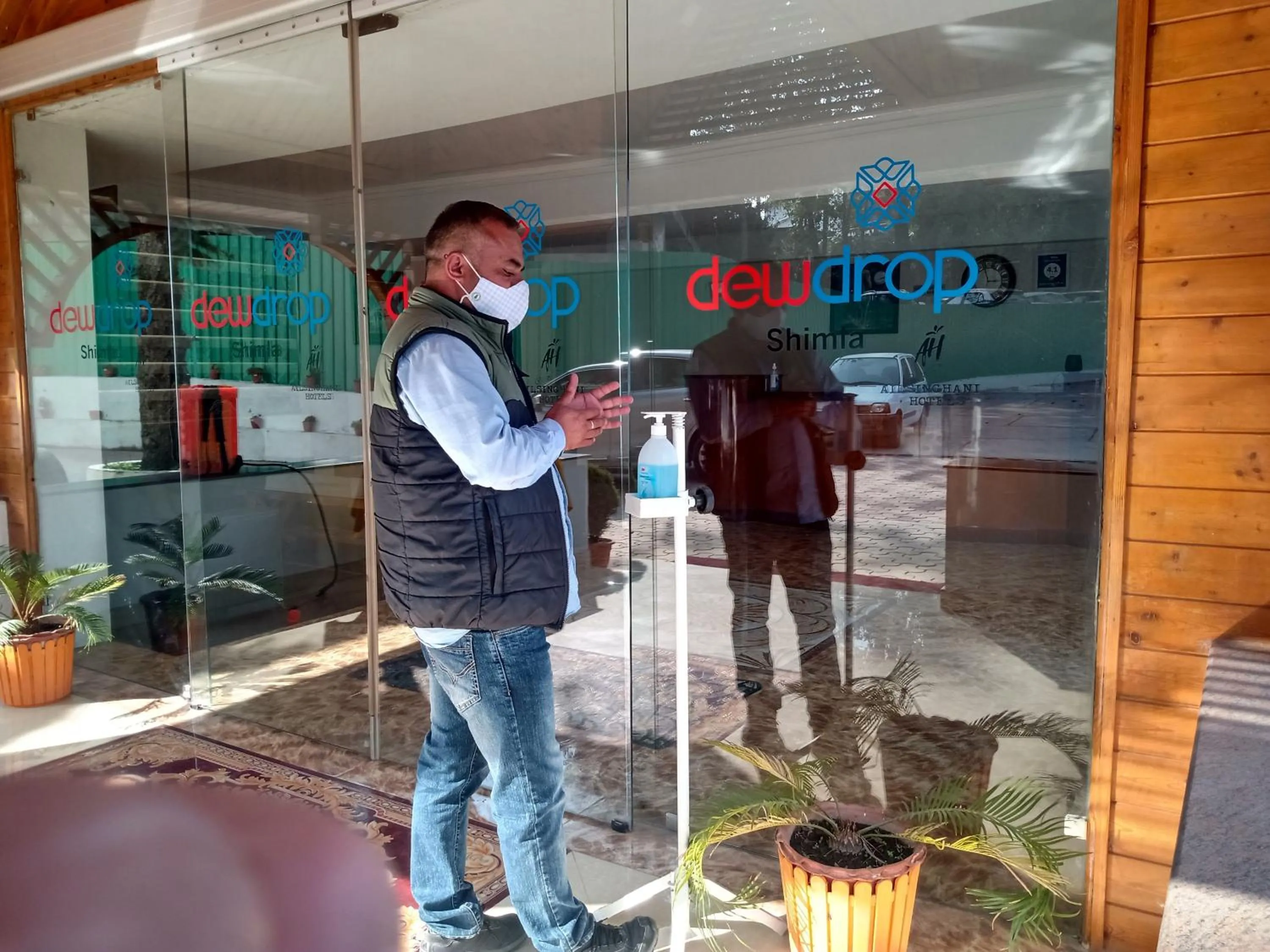 People in Regenta Resort MARS Valley View Shoghi