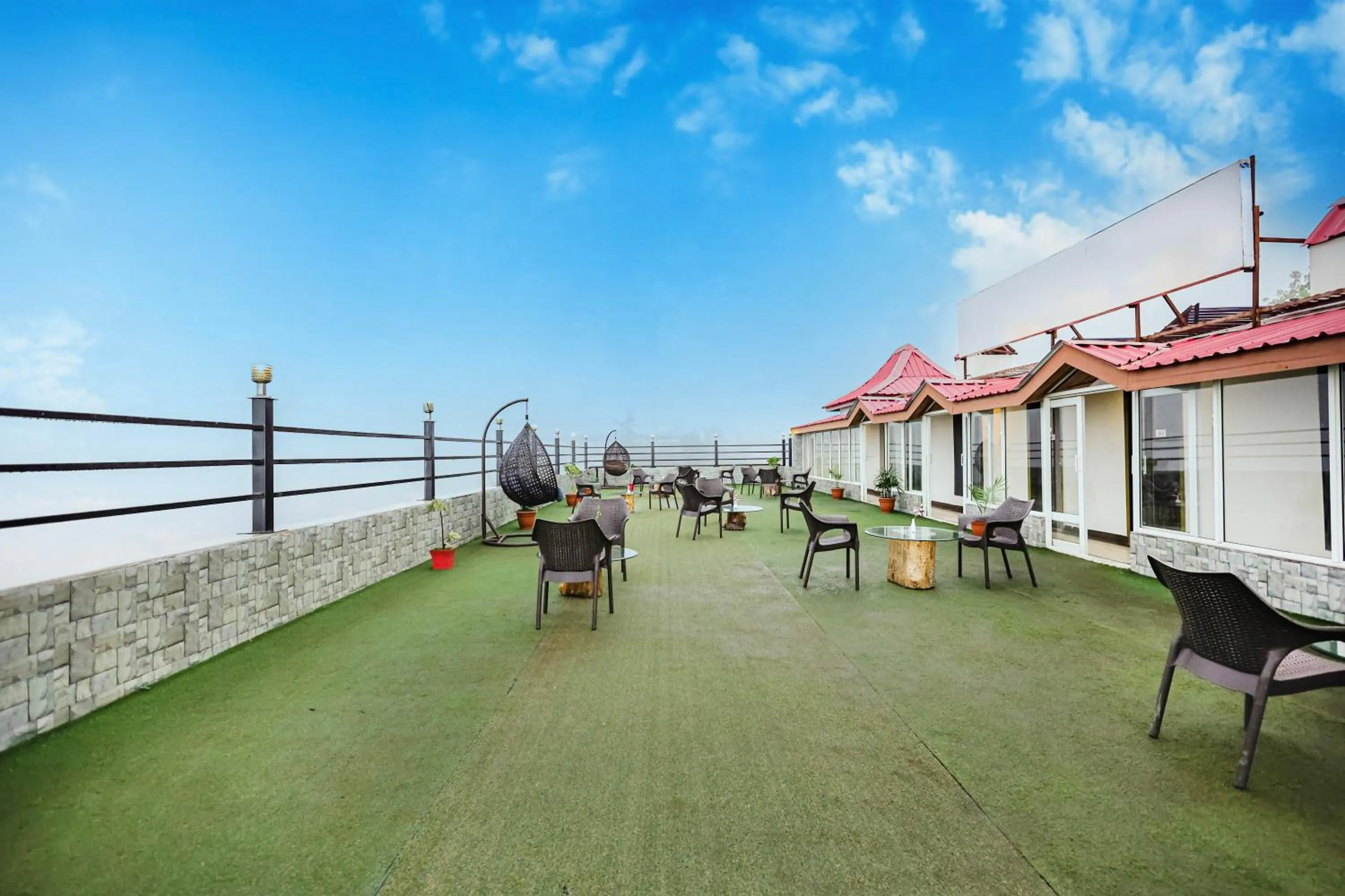 Restaurant/places to eat in Regenta Resort MARS Valley View Shoghi