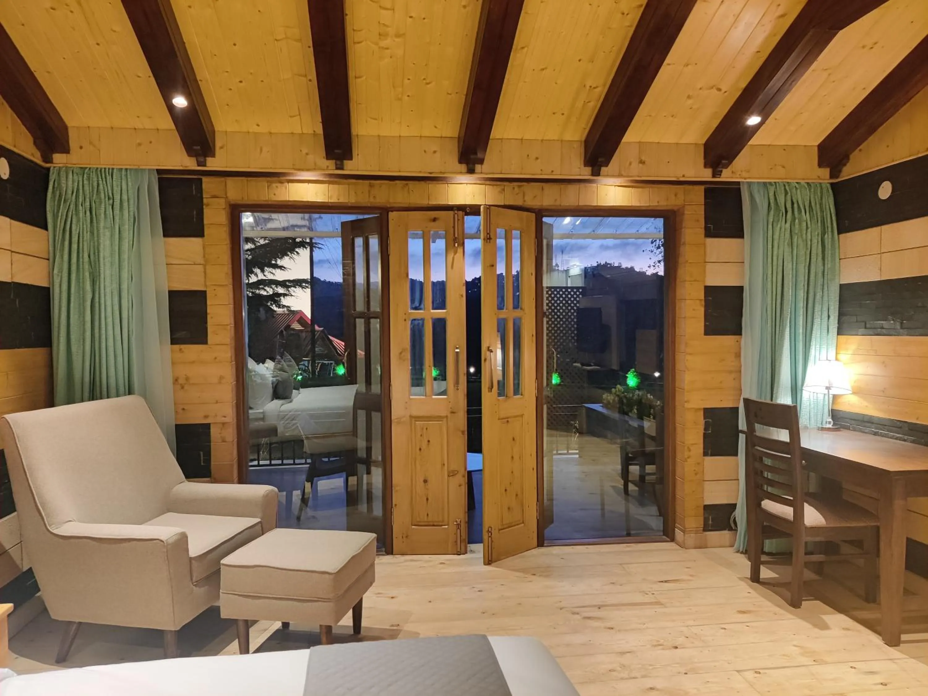 Night in Regenta Resort MARS Valley View Shoghi