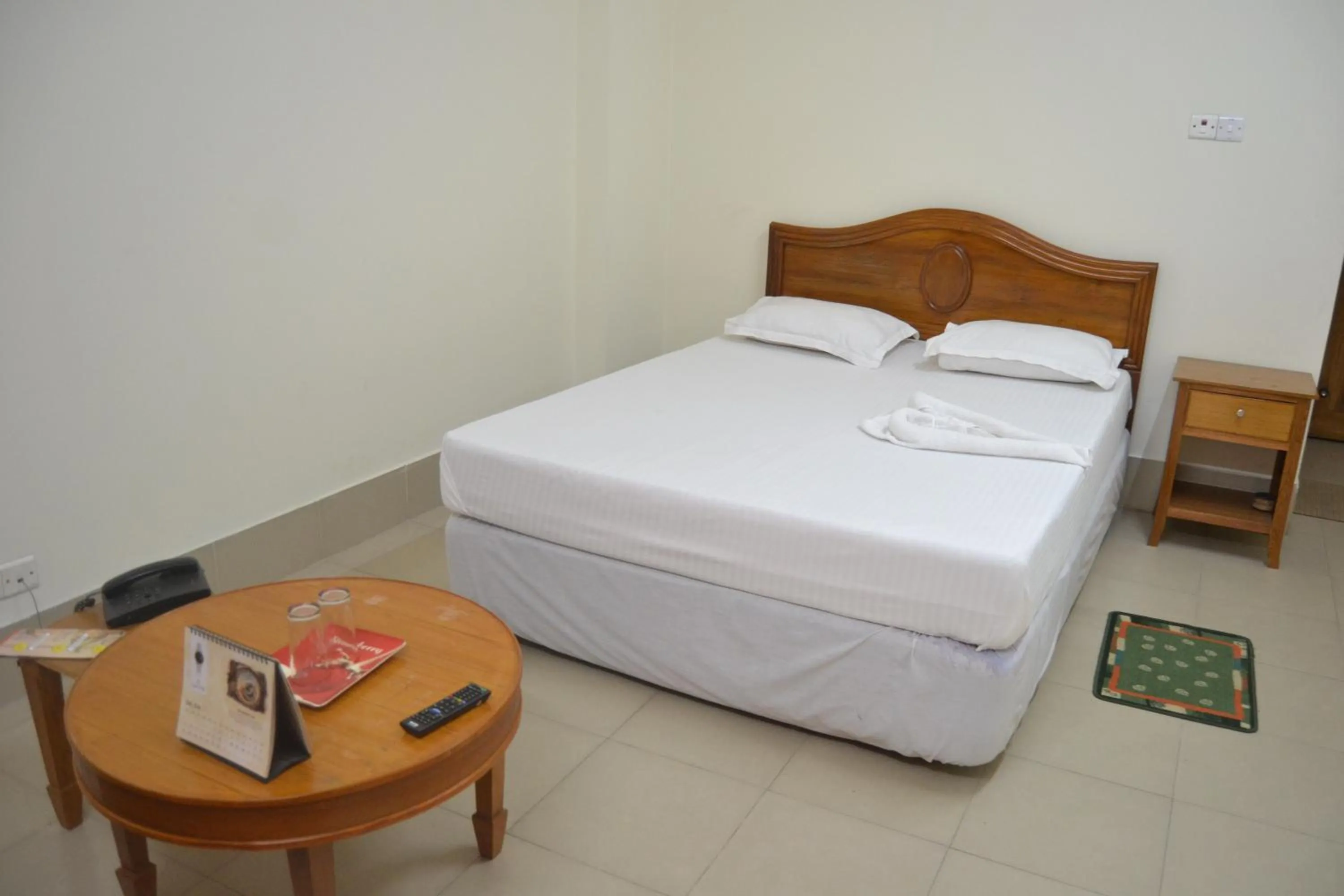Bed in Hotel Marine Plaza