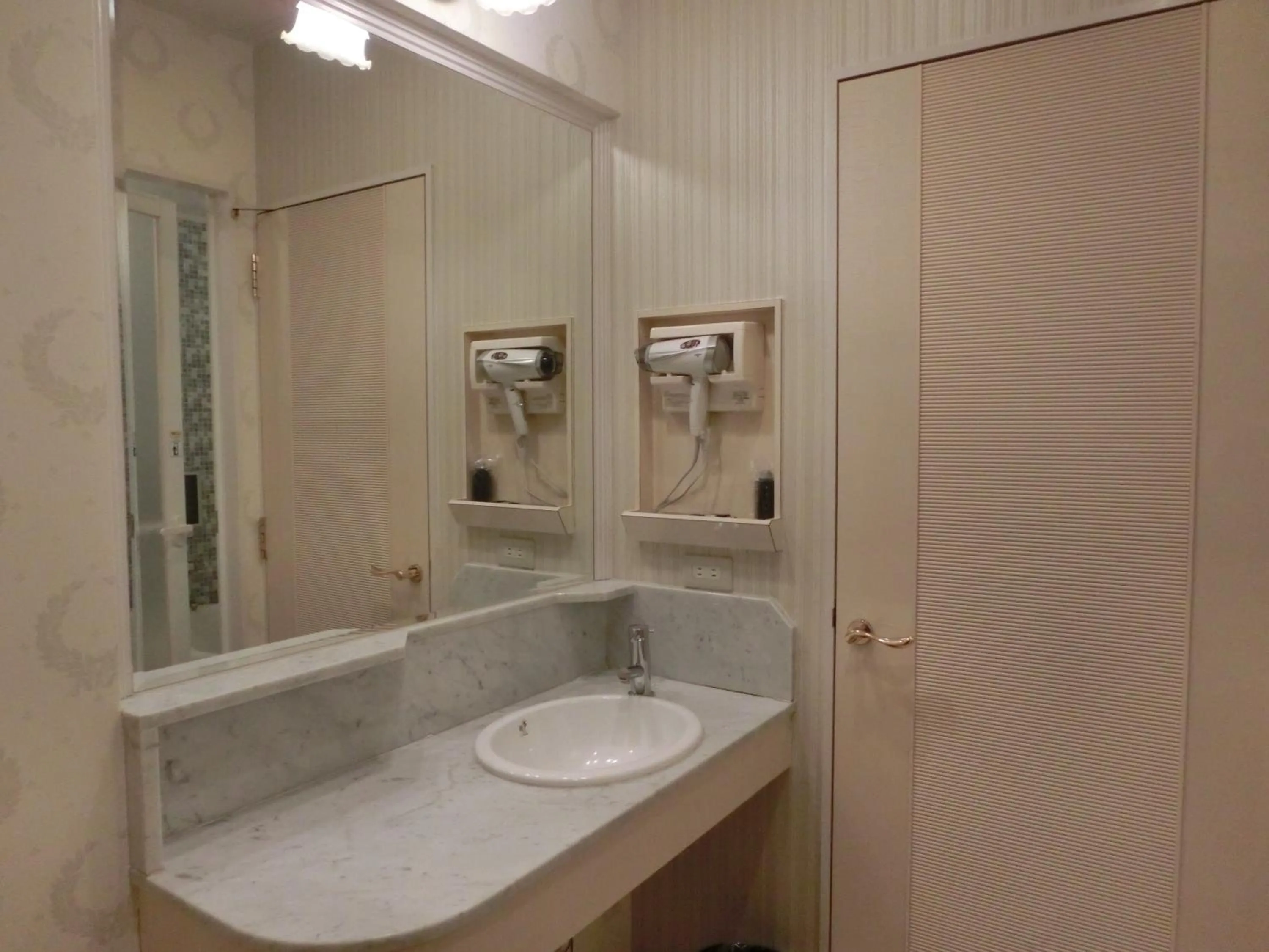 Decorative detail in Hotel Hyper Noah (Adult Only)