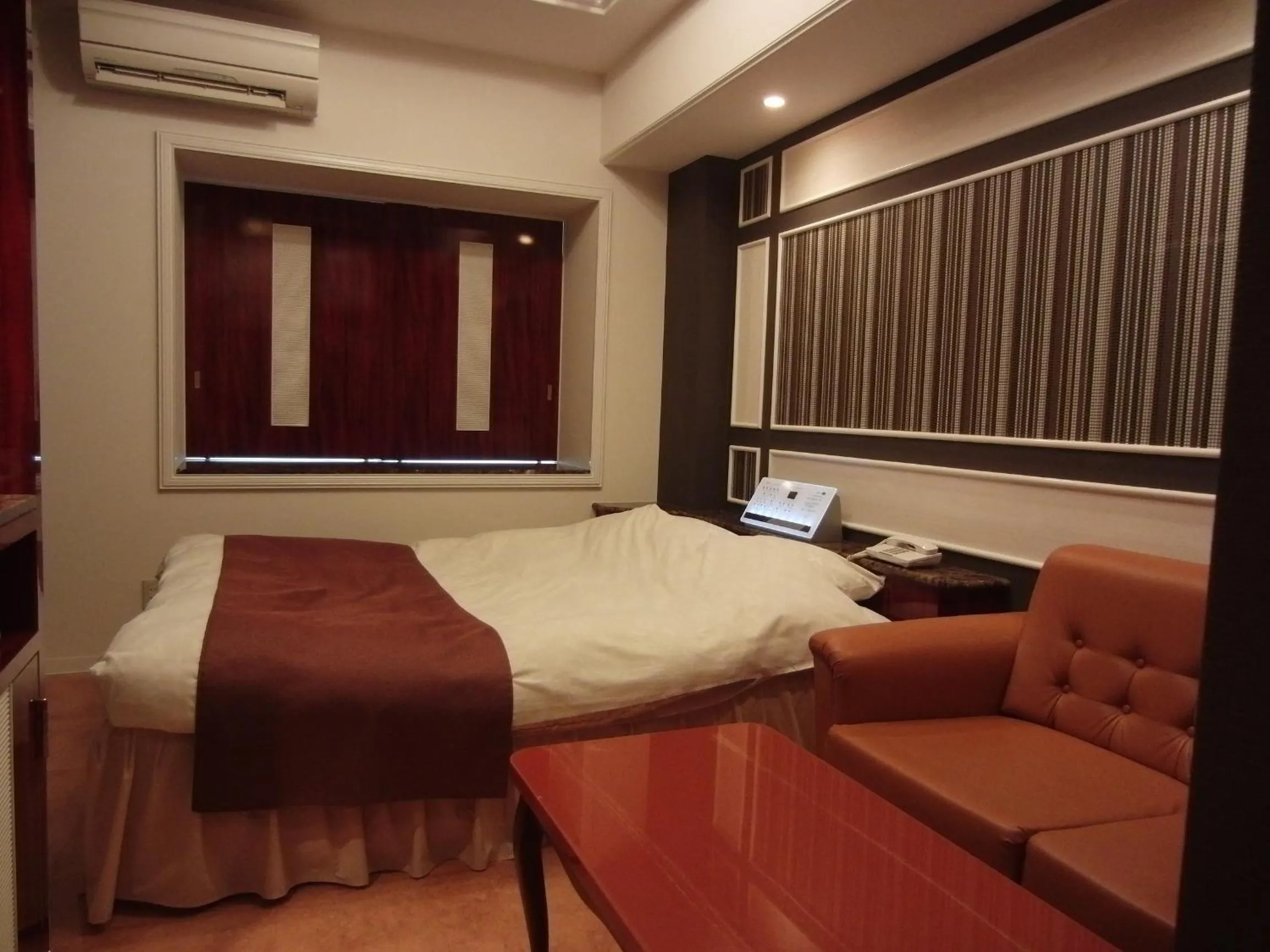 Photo of the whole room, Bed in Hotel Hyper Noah (Adult Only)