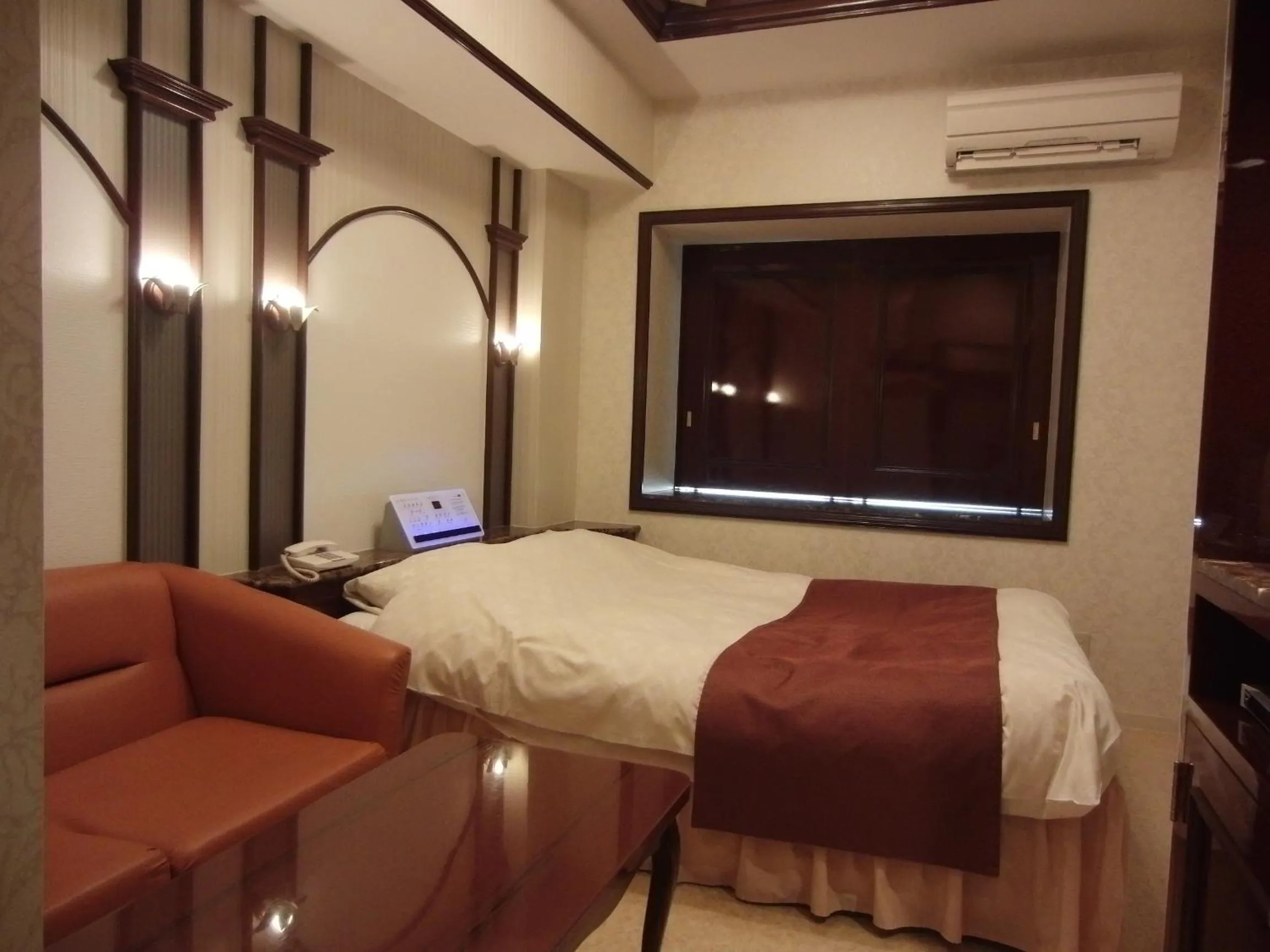 Photo of the whole room, Bed in Hotel Hyper Noah (Adult Only)