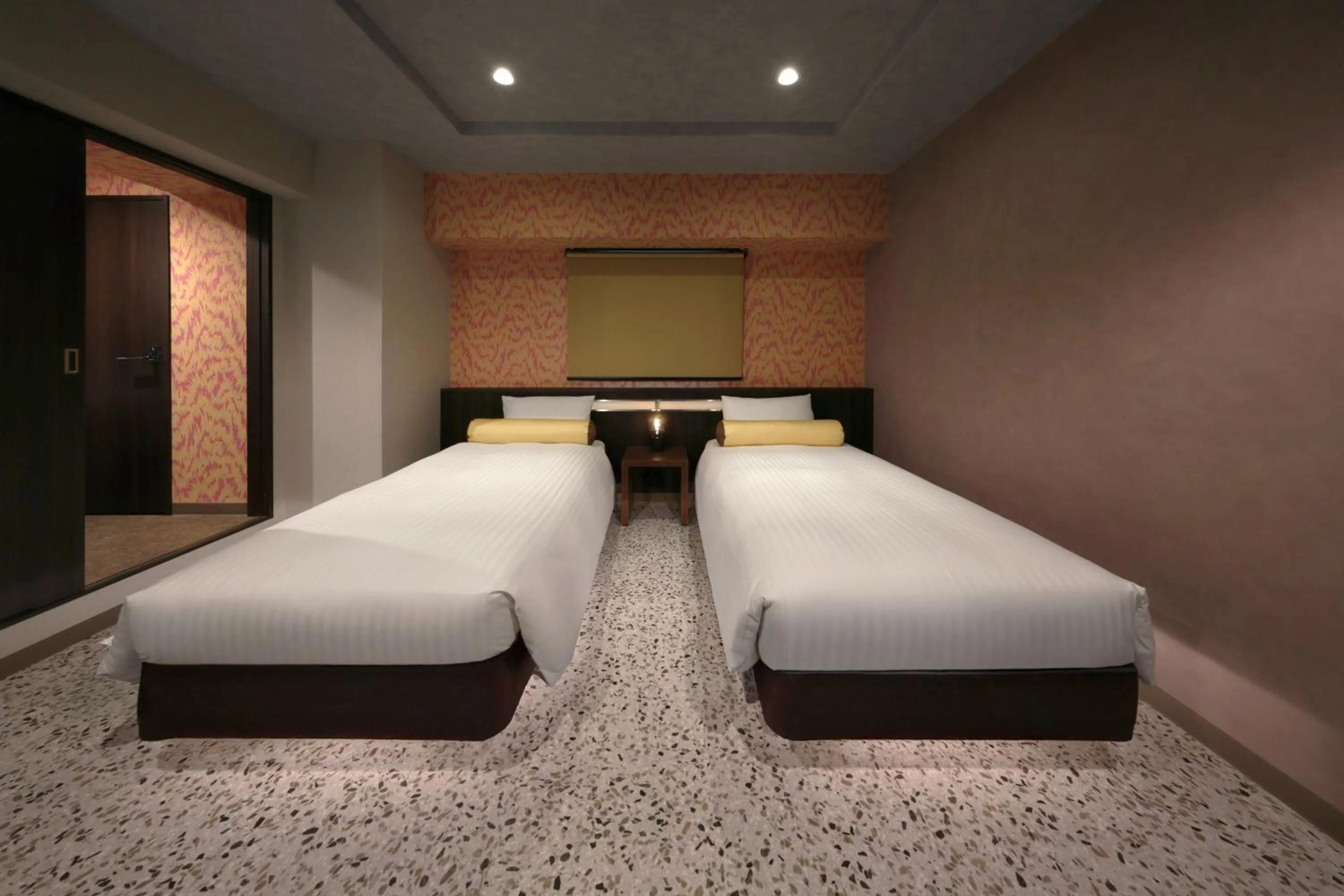 Bed in Nipponbashi Luxe Hotel