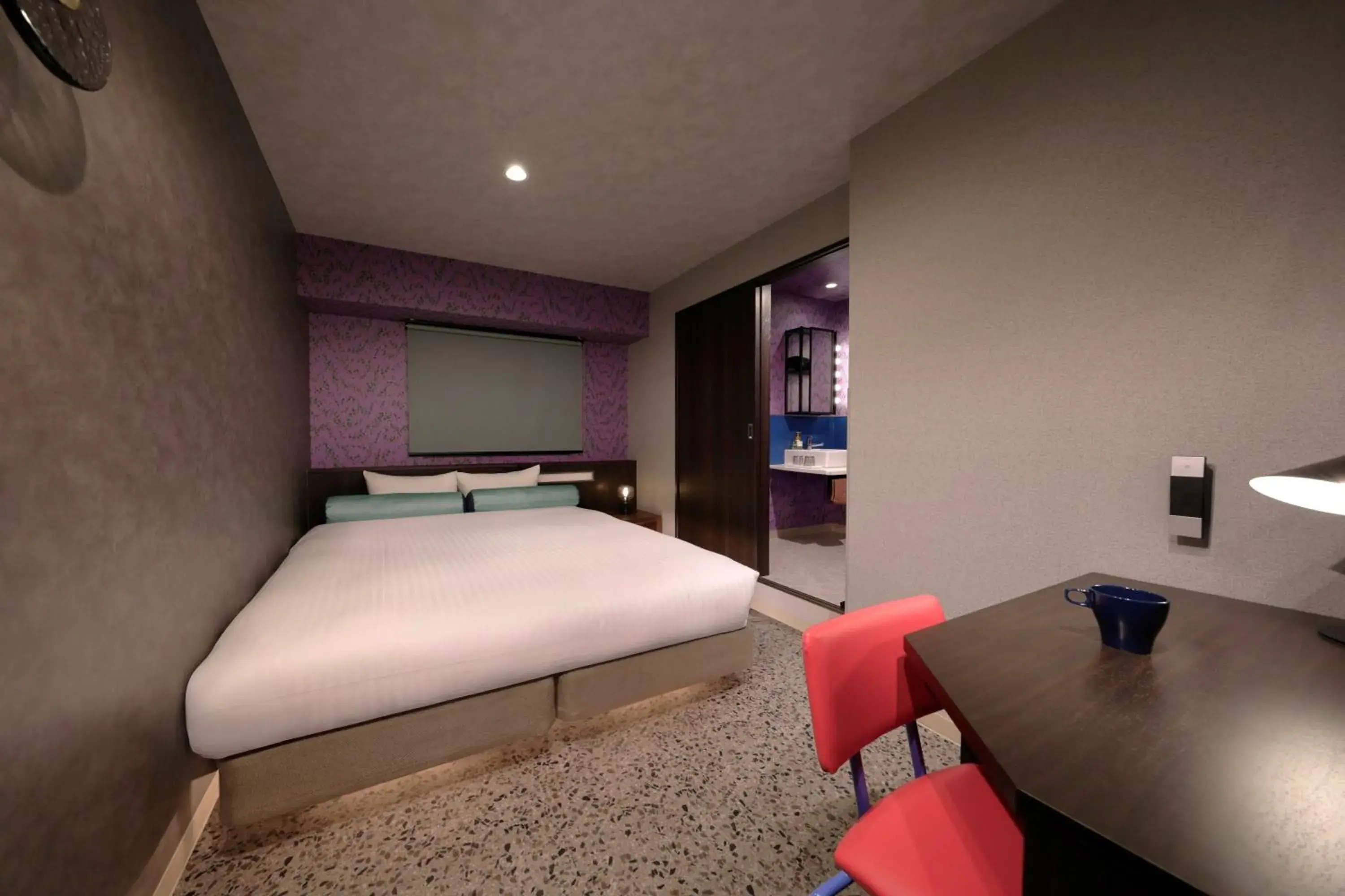 Bed in Nipponbashi Luxe Hotel Bed in Nipponbashi Luxe Hotel