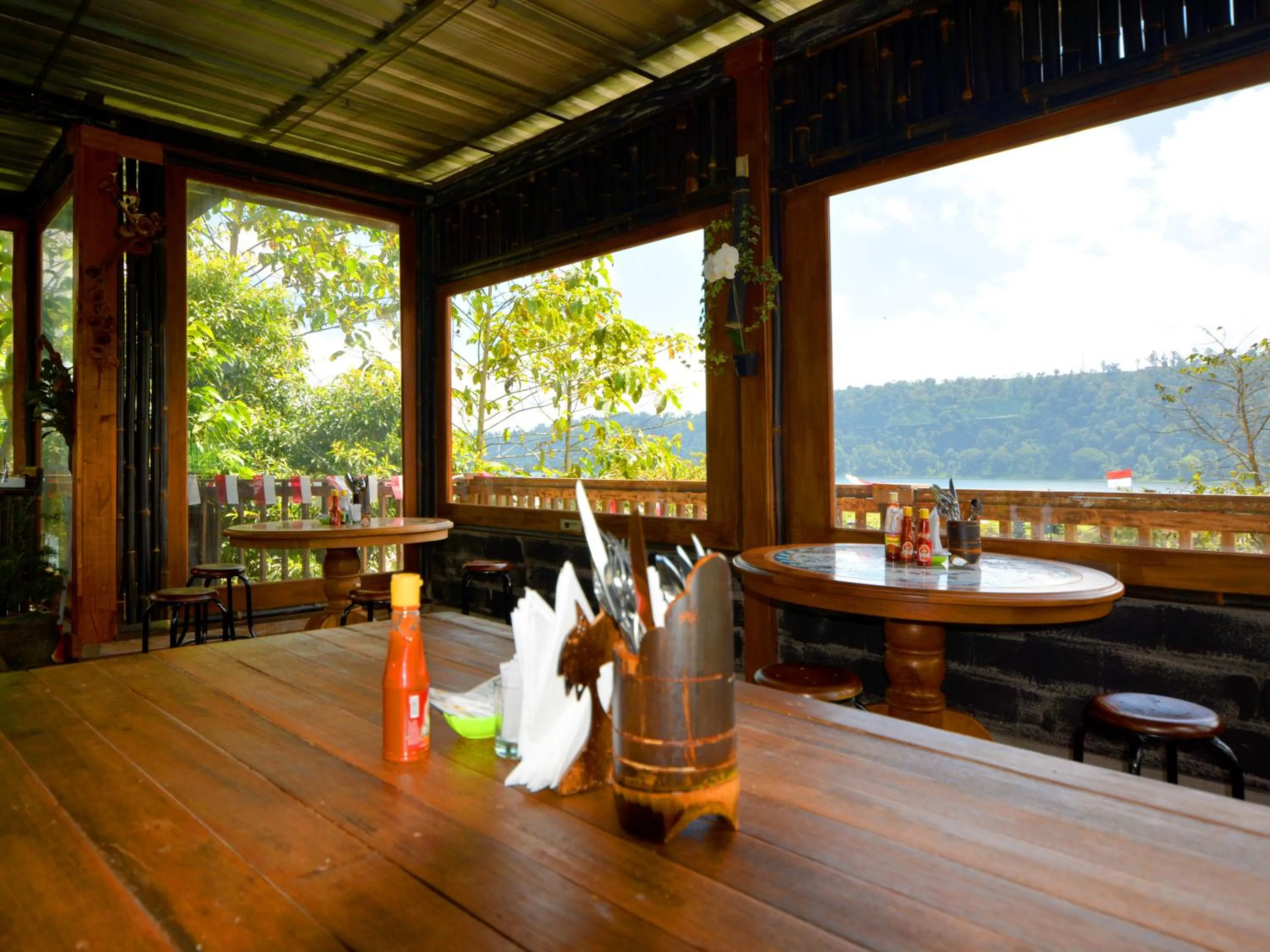 Breakfast in Dajan Buyan Homestay
