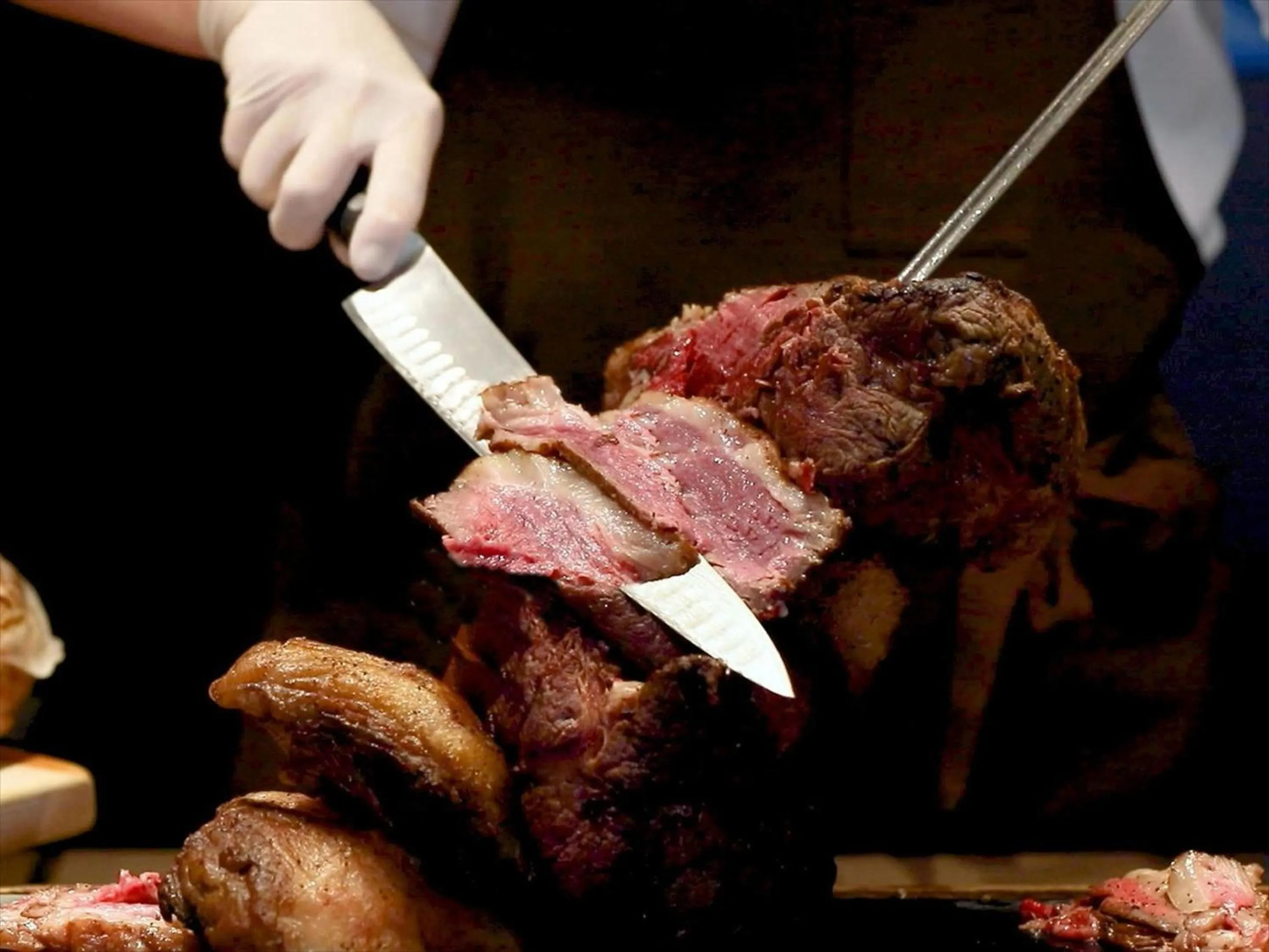 Restaurant/places to eat in Allamanda Imgya Coral Village