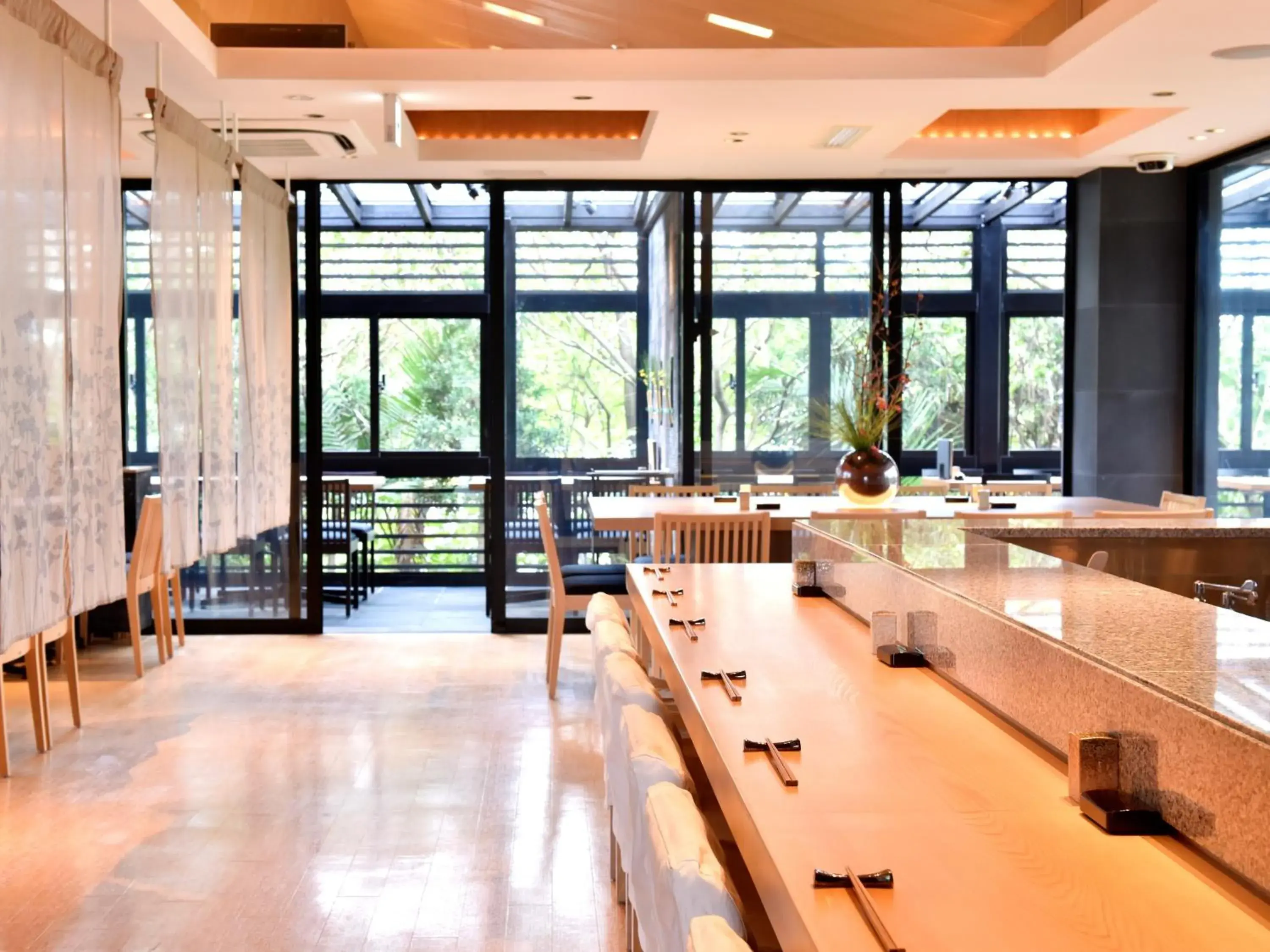 Restaurant/places to eat in Allamanda Imgya Coral Village Restaurant/places to eat in Allamanda Imgya Coral Village