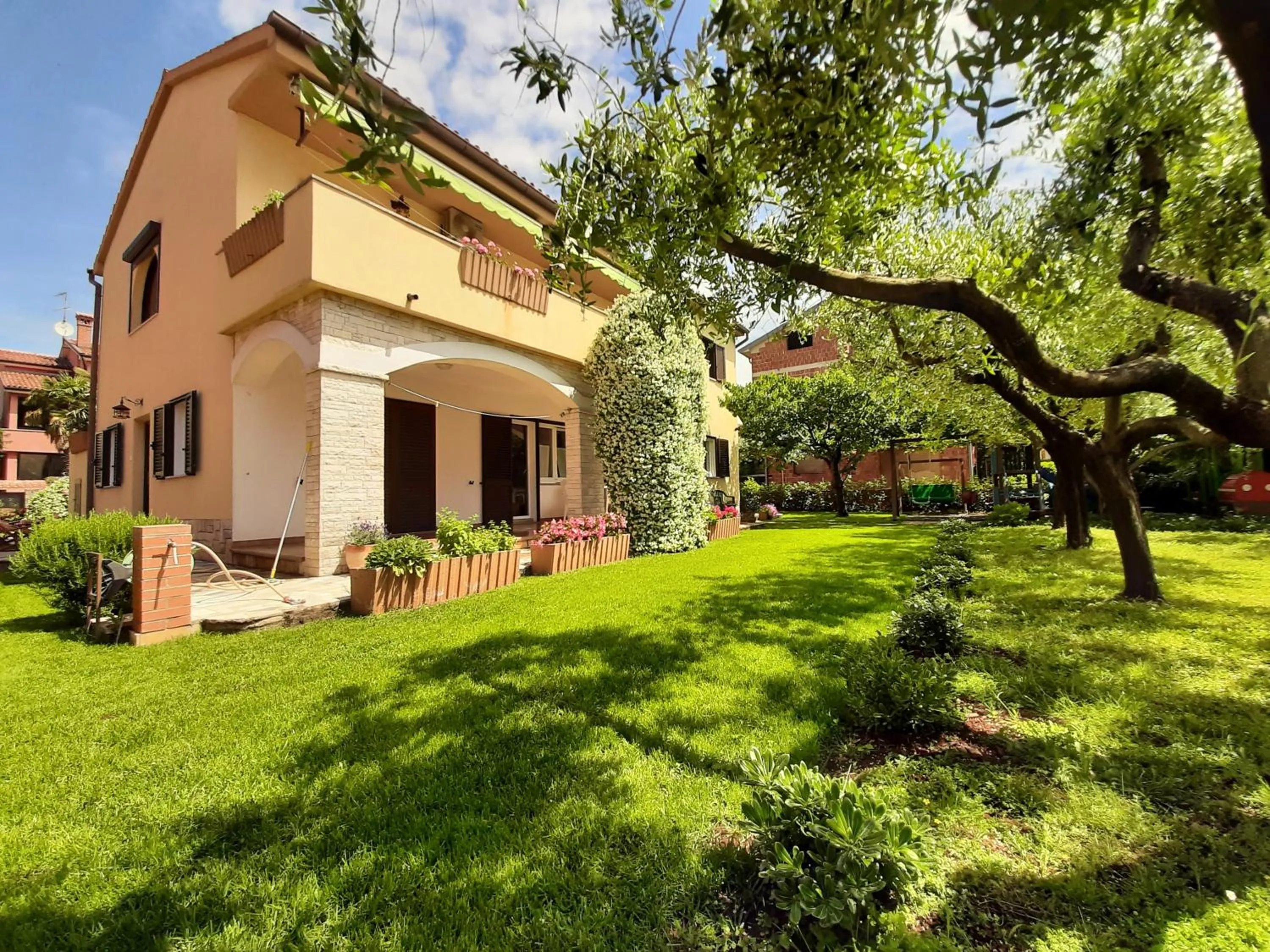 Apartments Mirella