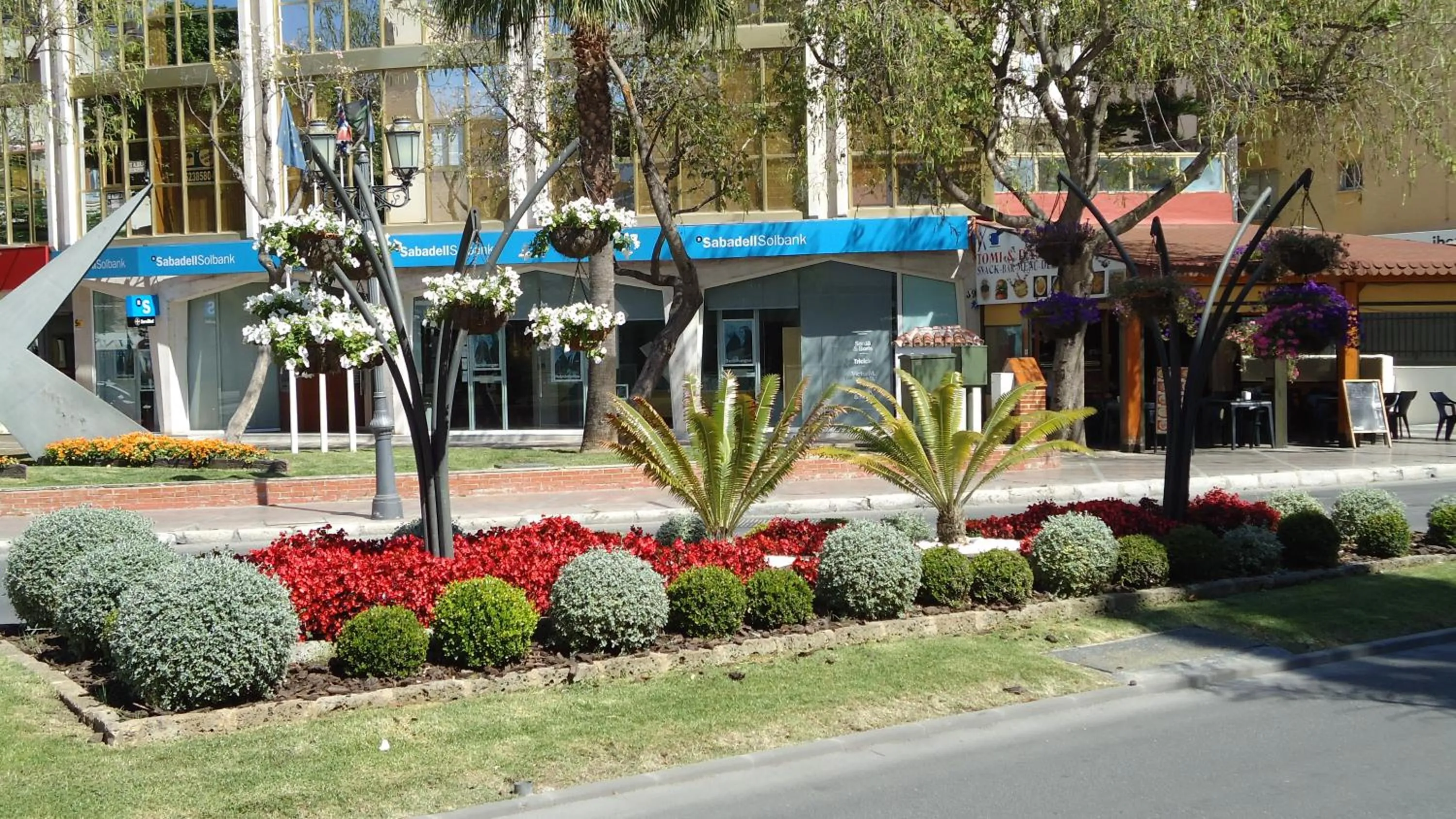 Shopping Area in Apartamento Rulosol 1