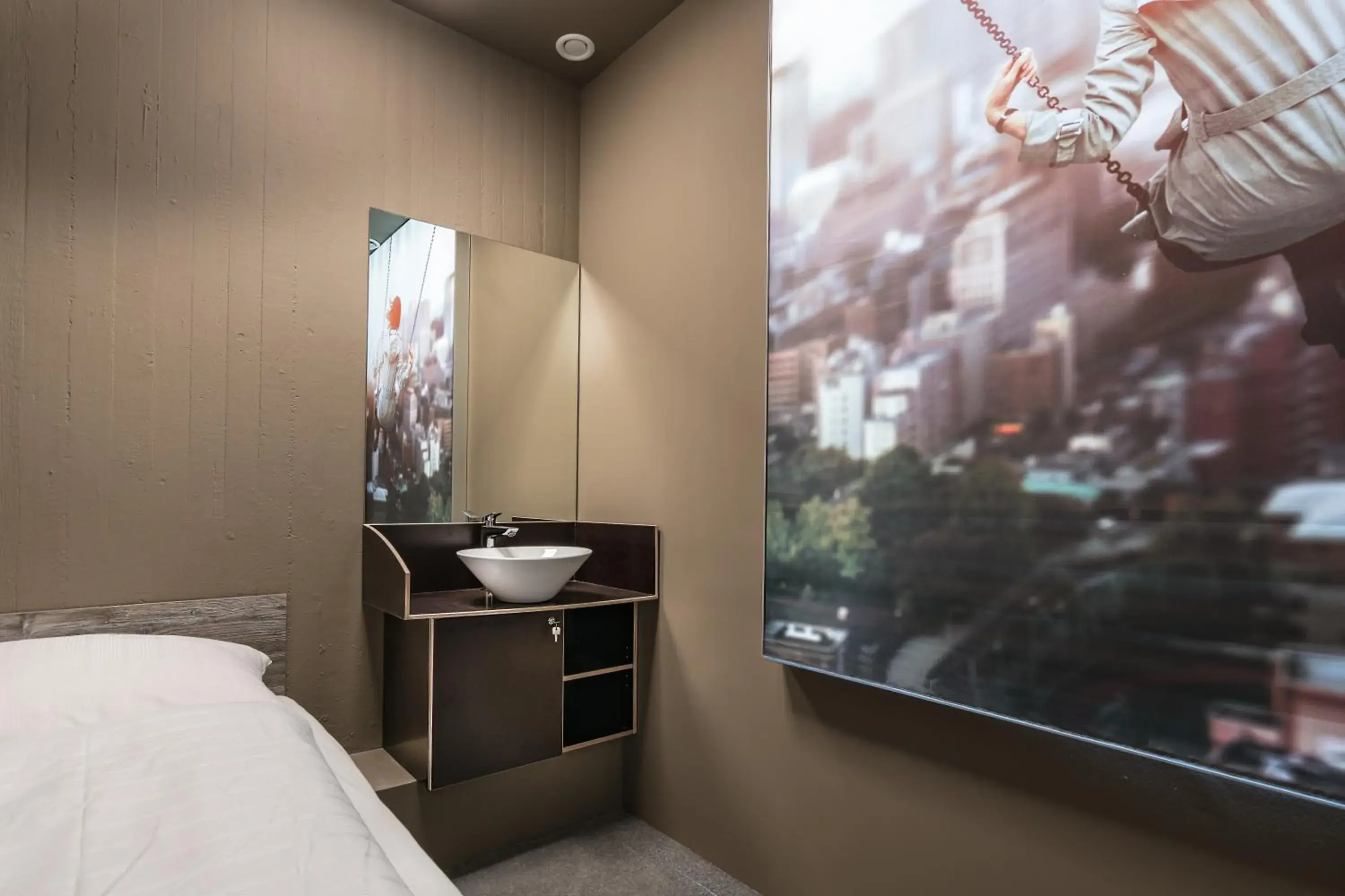 Photo of the whole room, Bed in BoxHotel Göttingen (App Based Hotel) Photo of the whole room, Bed in BoxHotel Göttingen (App Based Hotel)