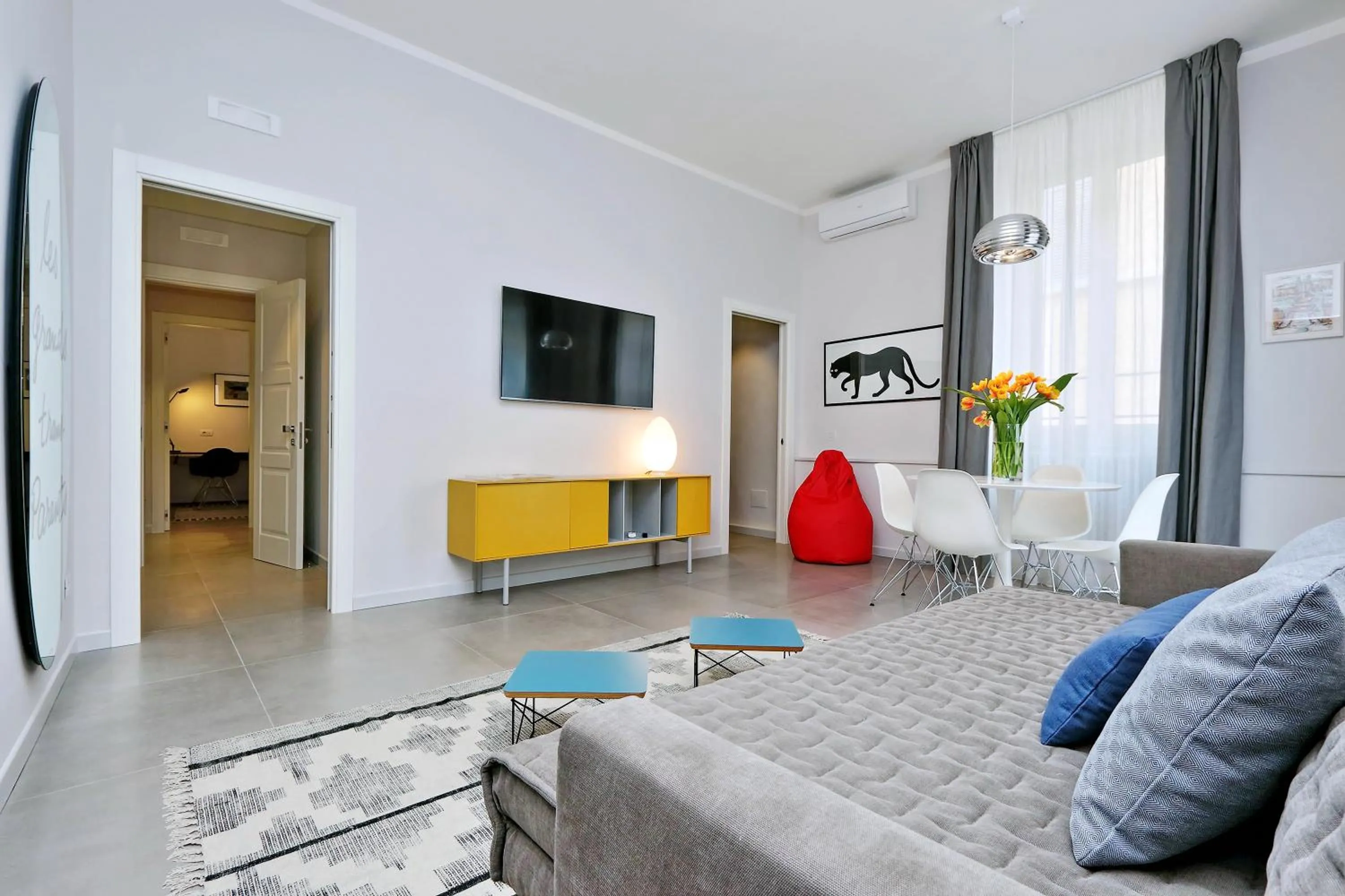 TV and multimedia in Propaganda Suites