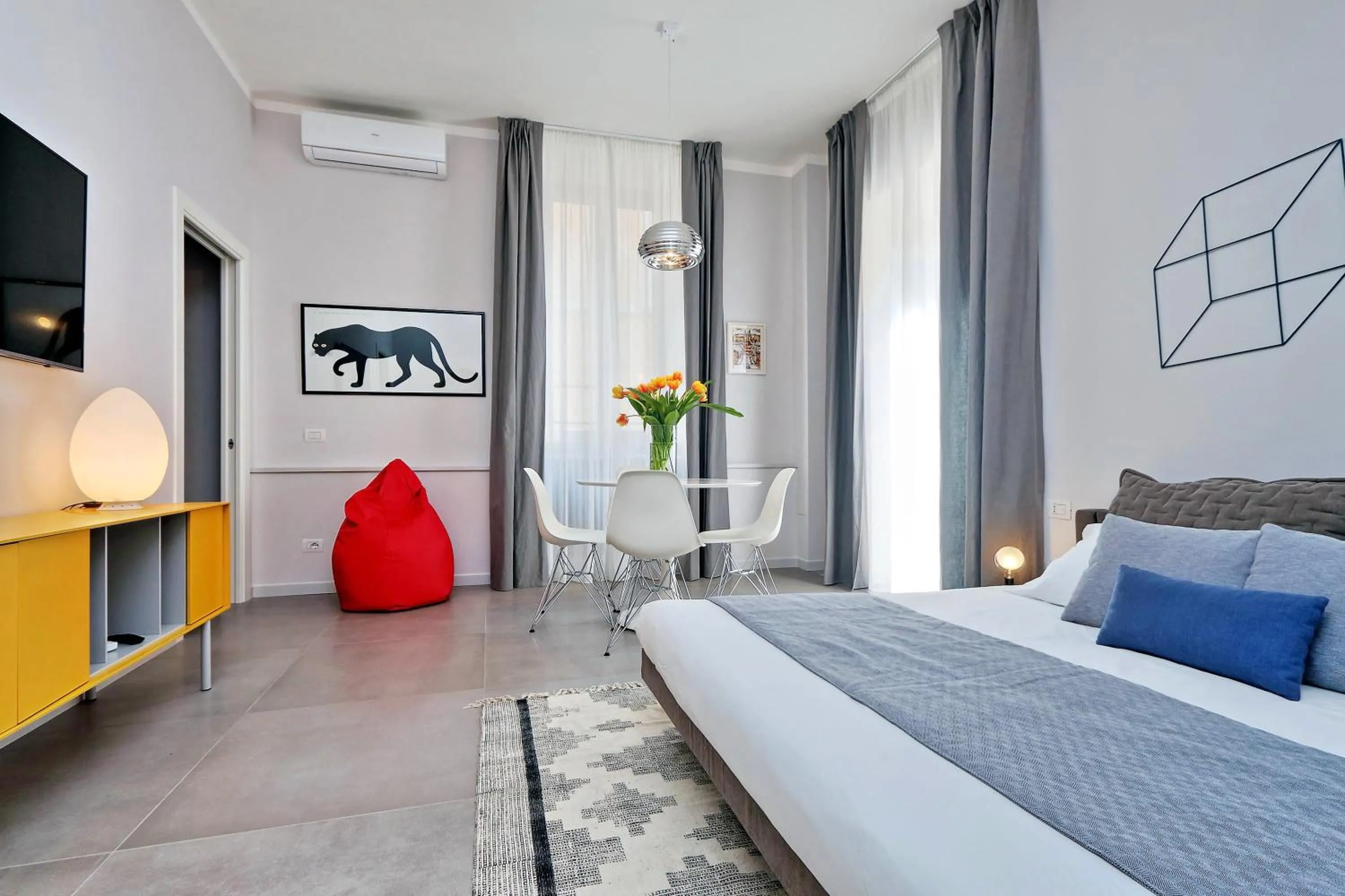 Bedroom, Bed in Propaganda Suites