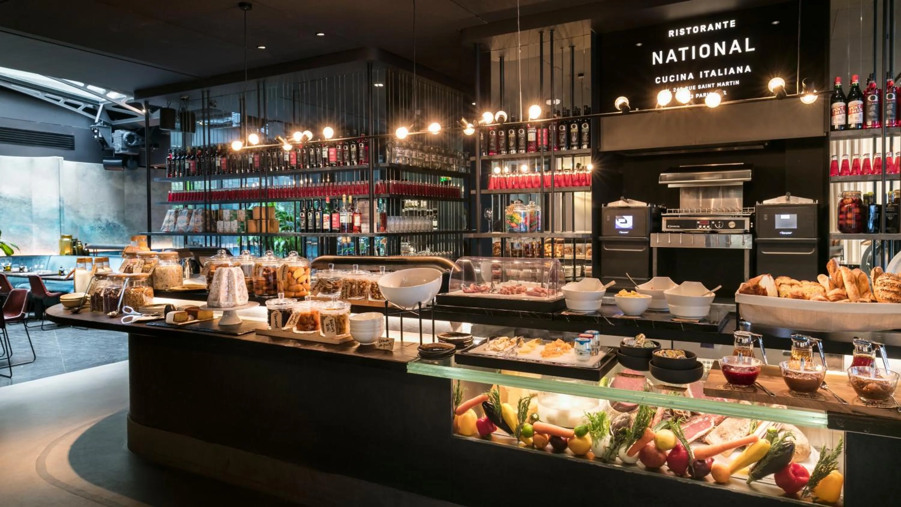 Food and drinks in Hôtel National Des Arts et Métiers