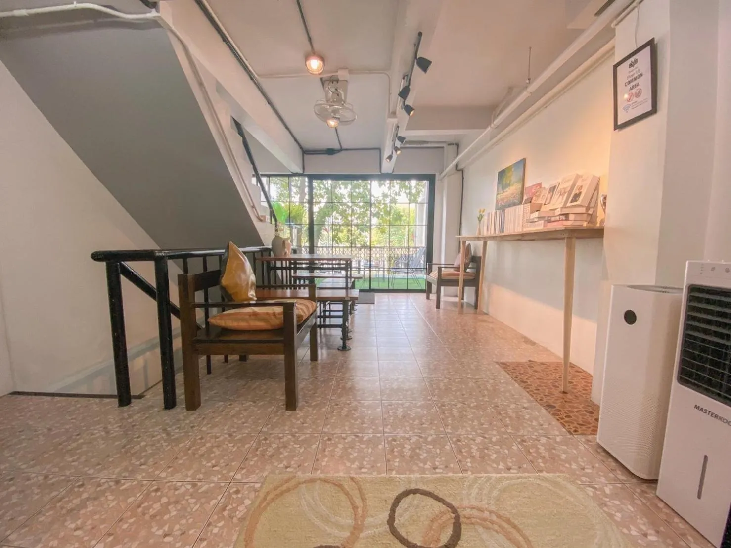 Area and facilities in Sleep Owl Hostel