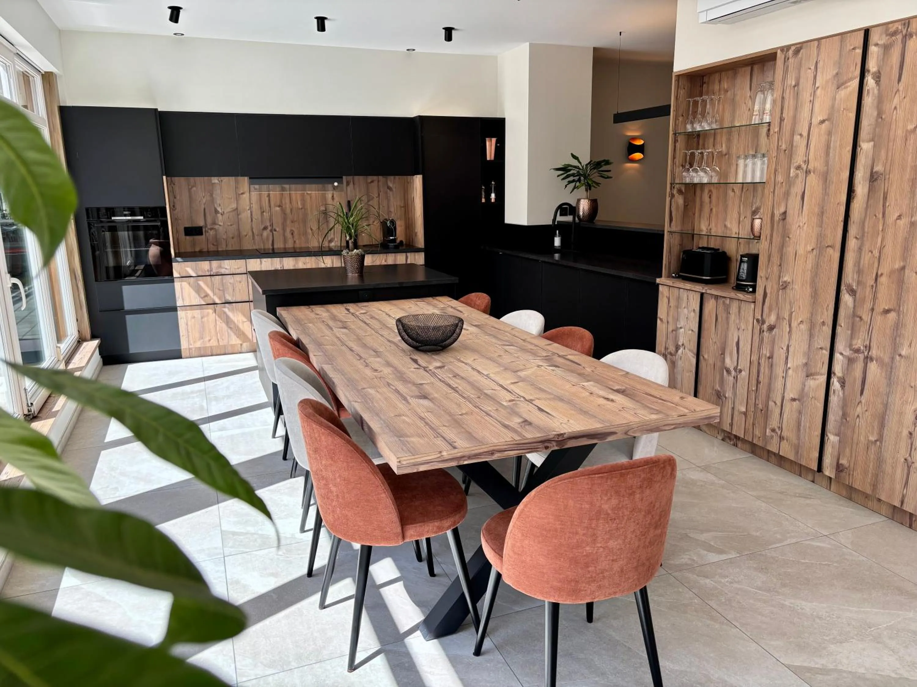 Kitchen or kitchenette in Hotel de la Jamagne & Spa