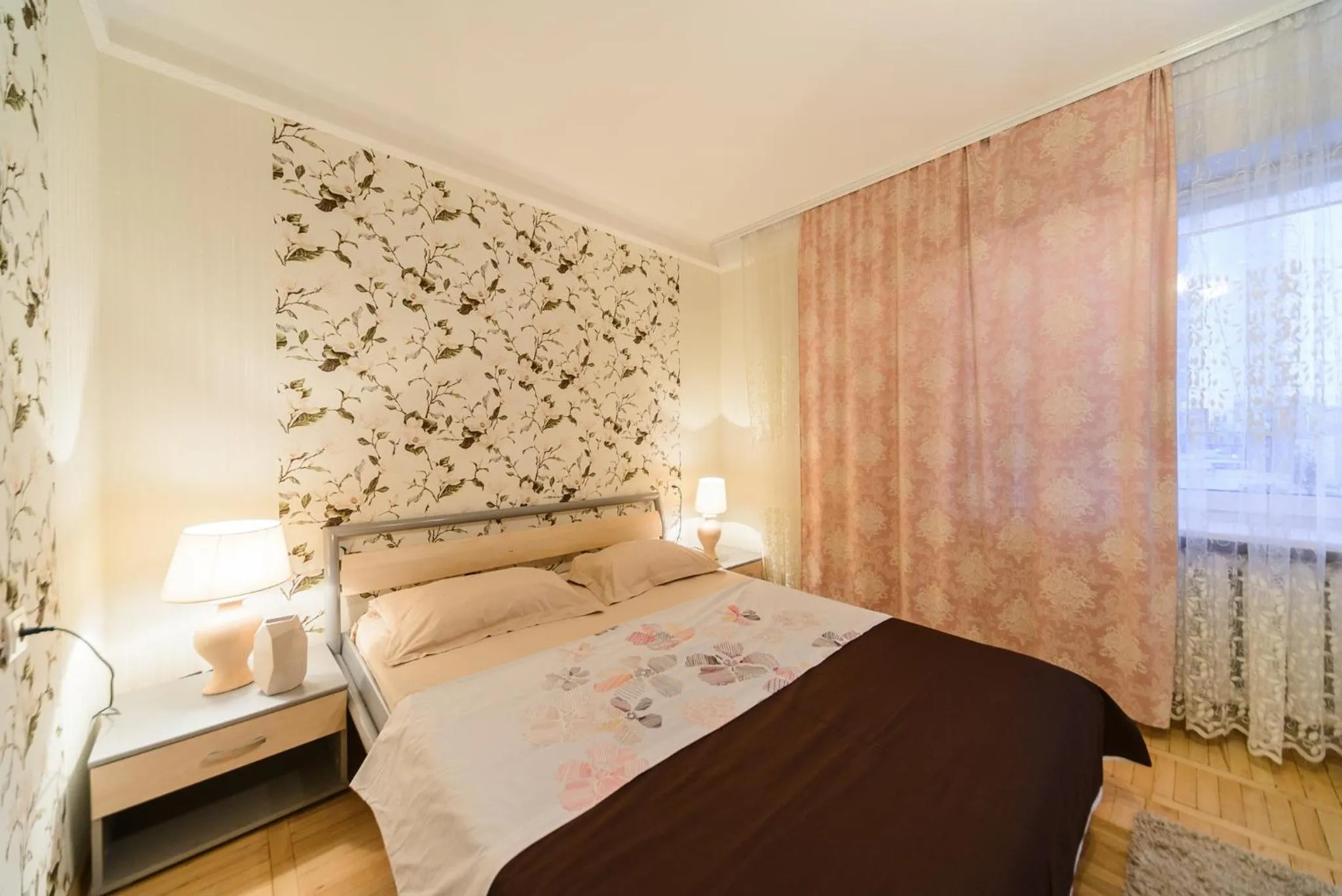 Apartment on Lesi Ukrainky Blvd