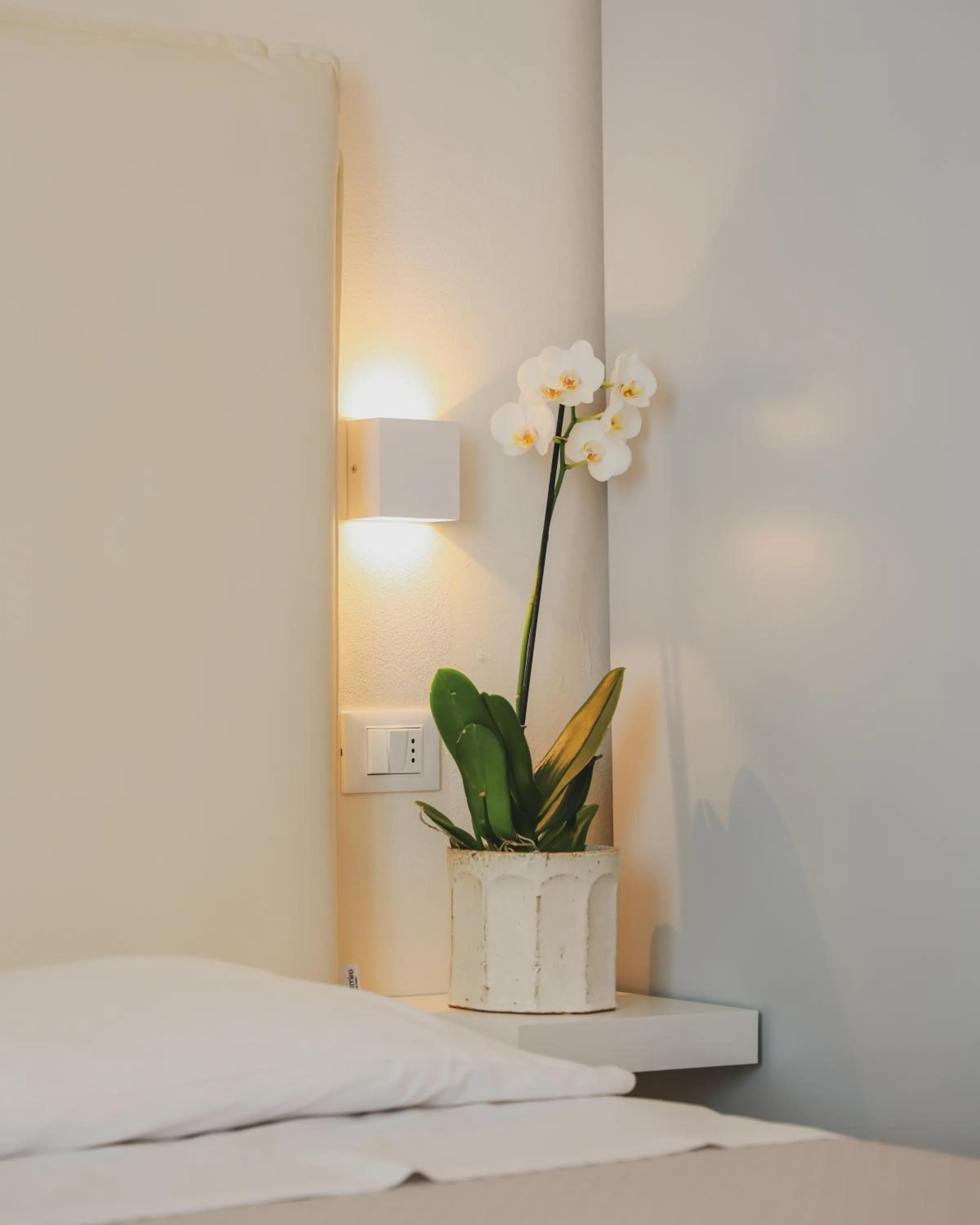 Bed in Hotel Eden