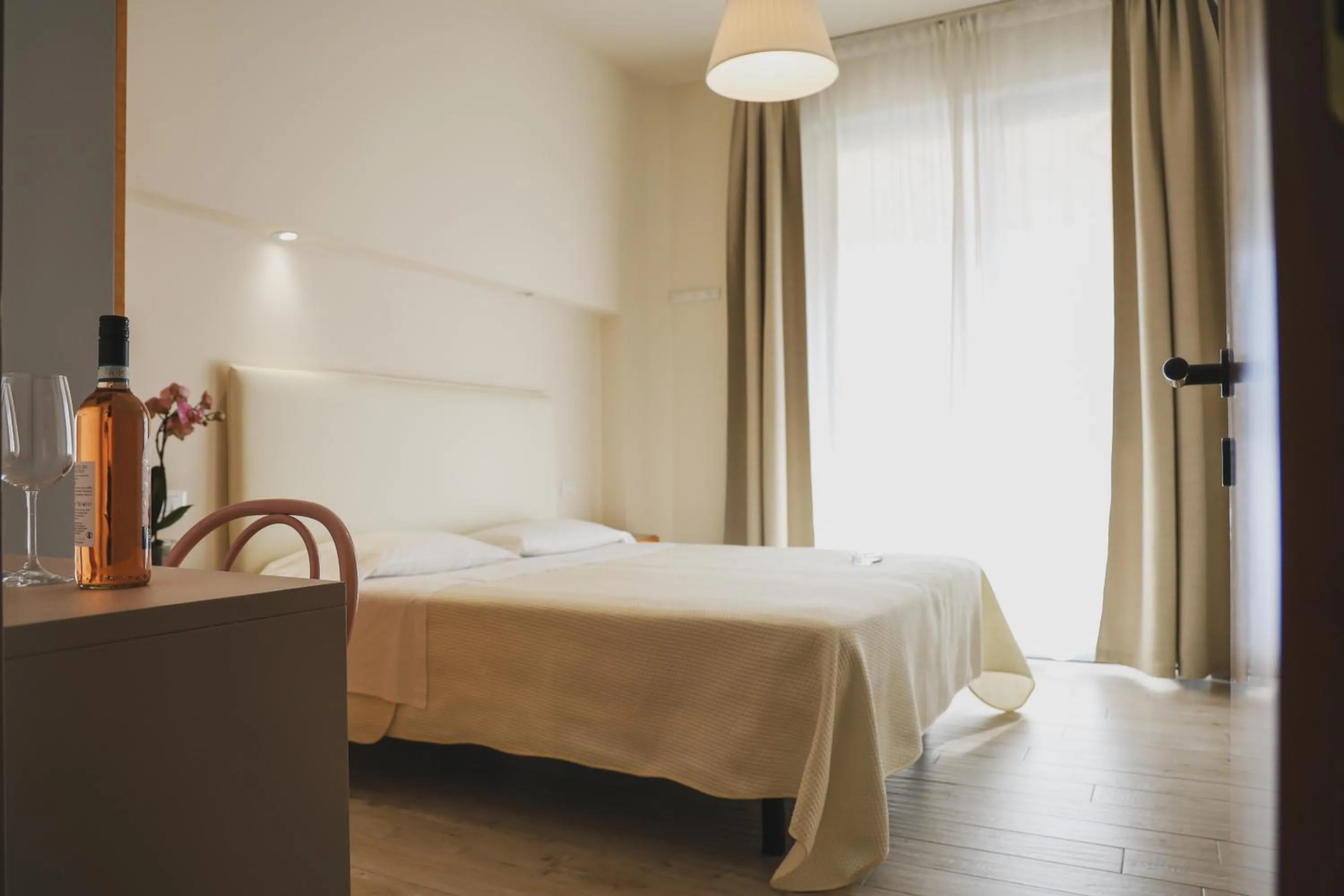 Bed in Hotel Eden