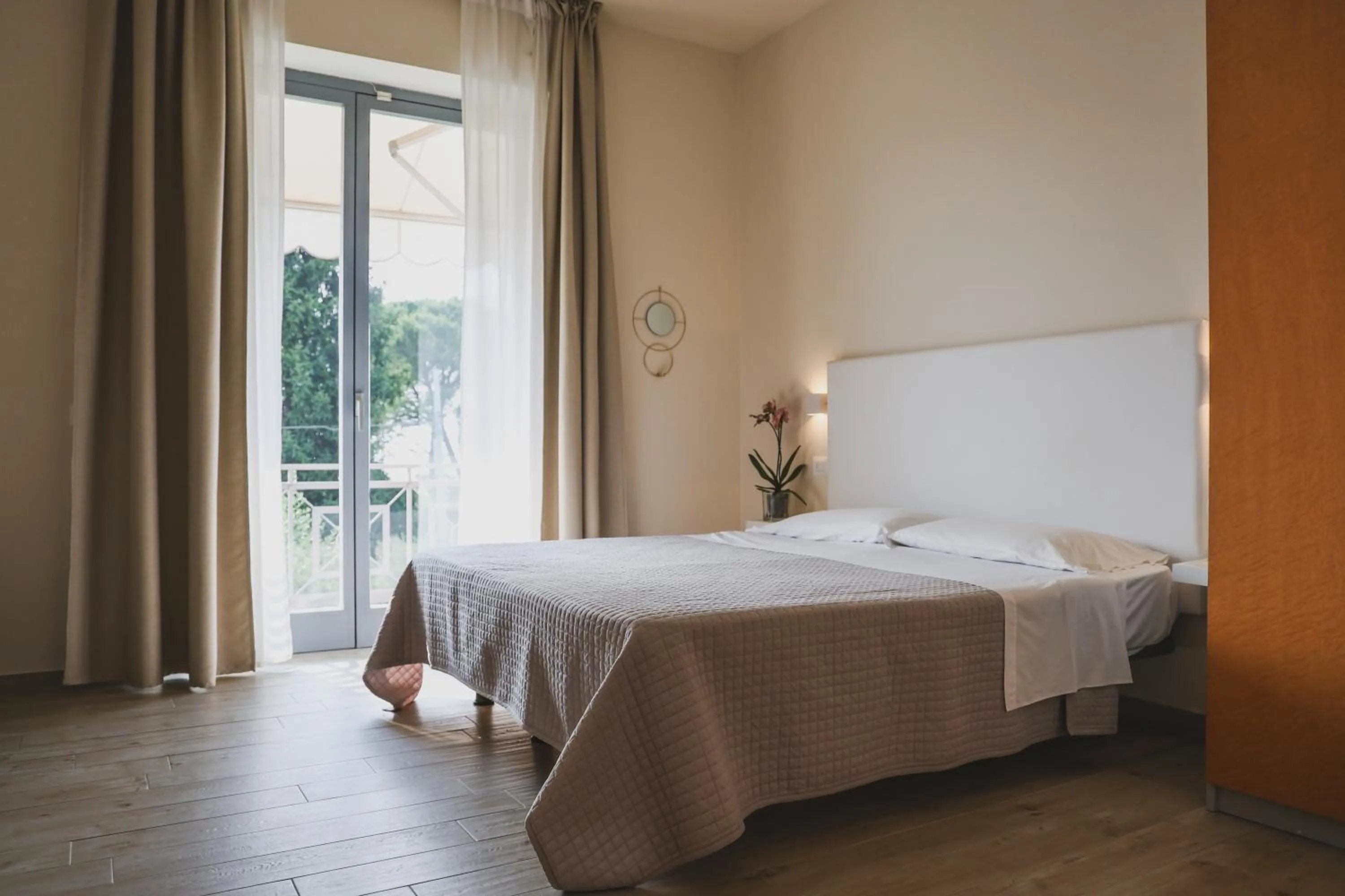 Bed in Hotel Eden