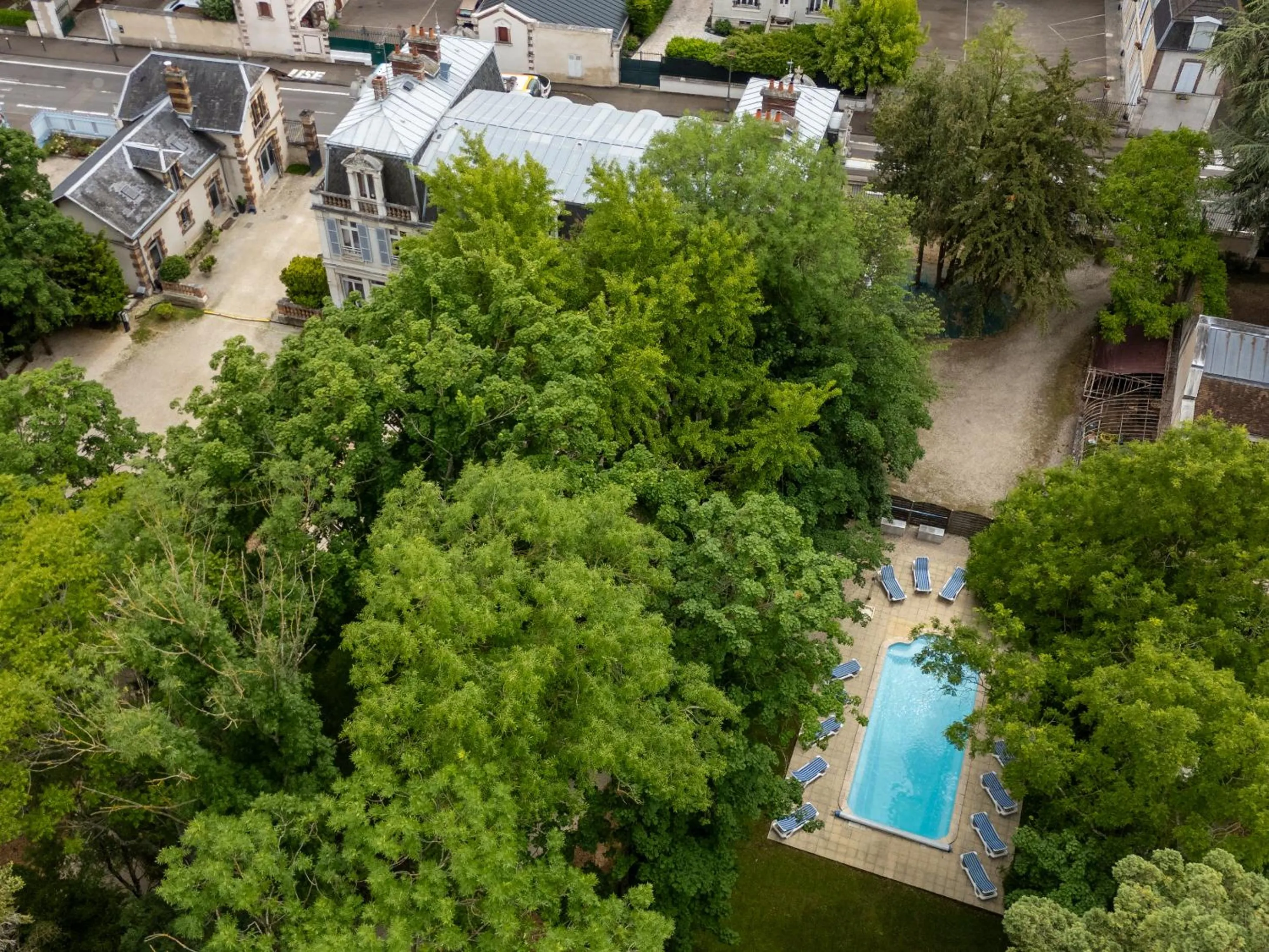 Bird's eye view in Hôtel Les Maréchaux
