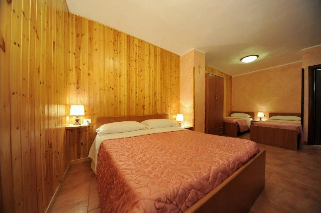 Bed in Albergo Pensione Paola