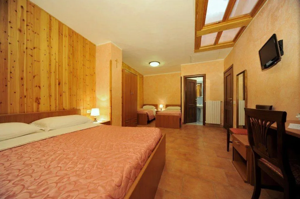 Bed in Albergo Pensione Paola