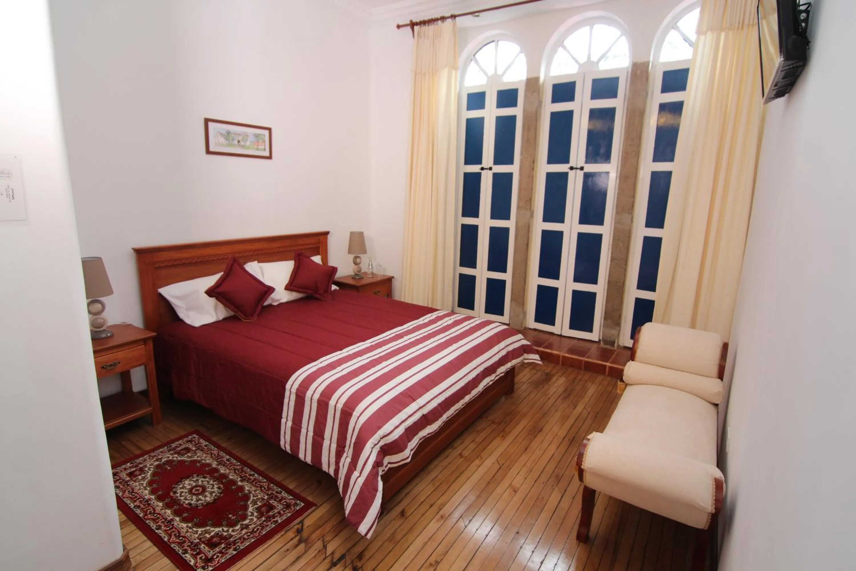 Photo of the whole room, Bed in Casa Hotel Las Plazas