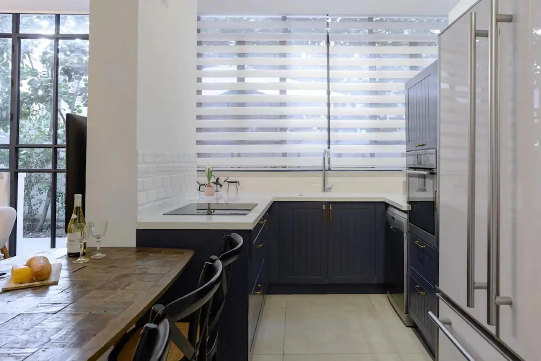 Kitchen or kitchenette in Reines5 TLV