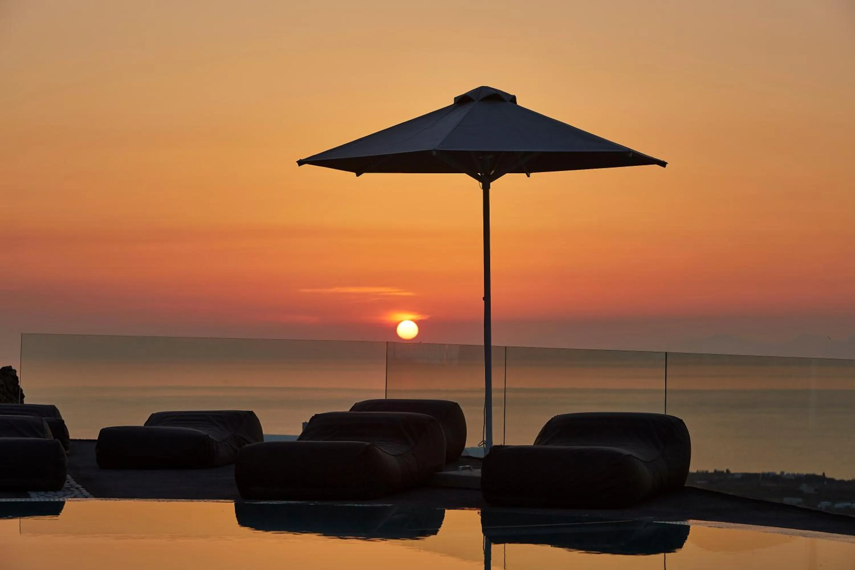 Sunset in Aperanto Suites