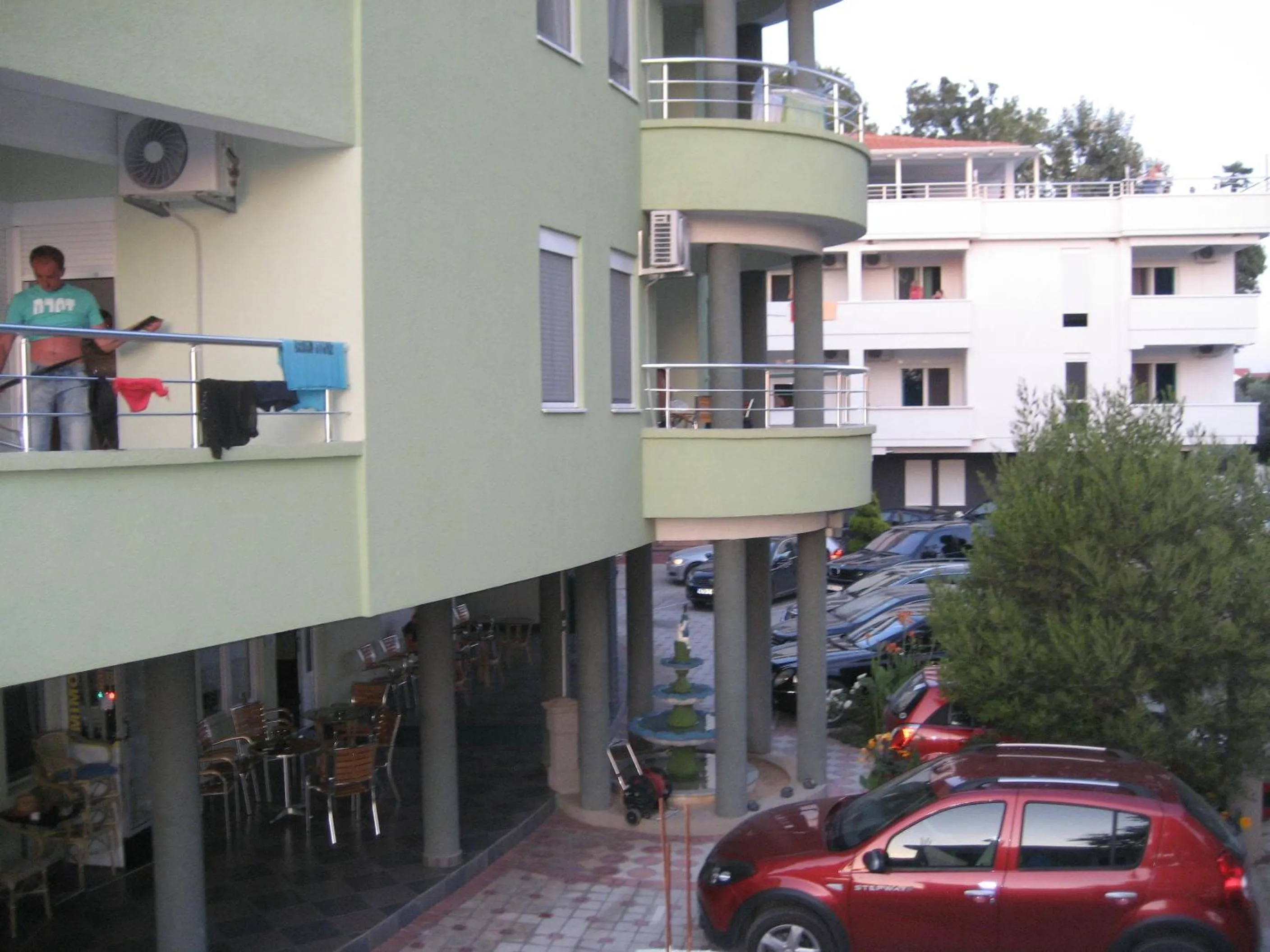 Property building in Guest House Vila Mimoza