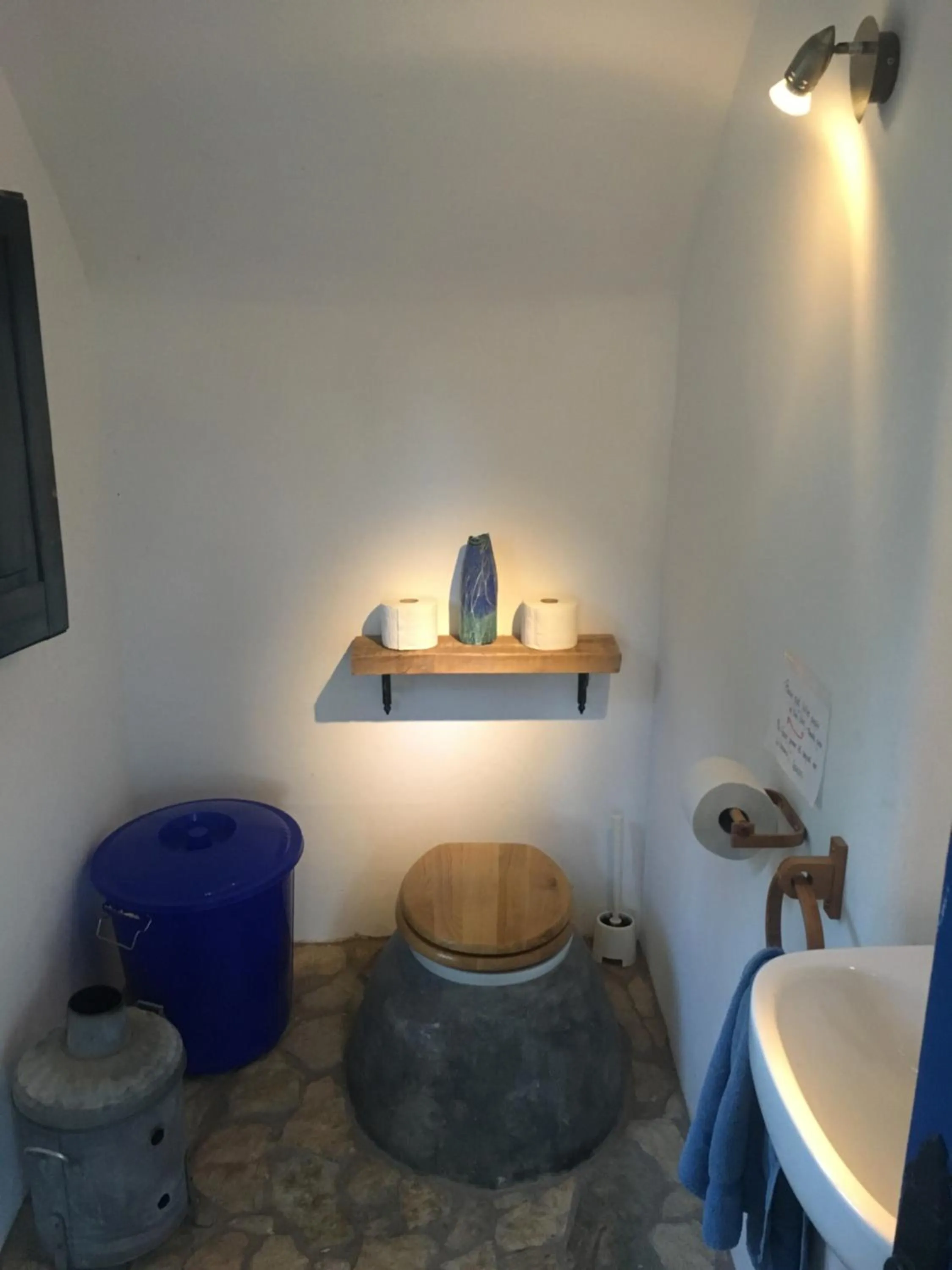 Toilet in Finca Florecer