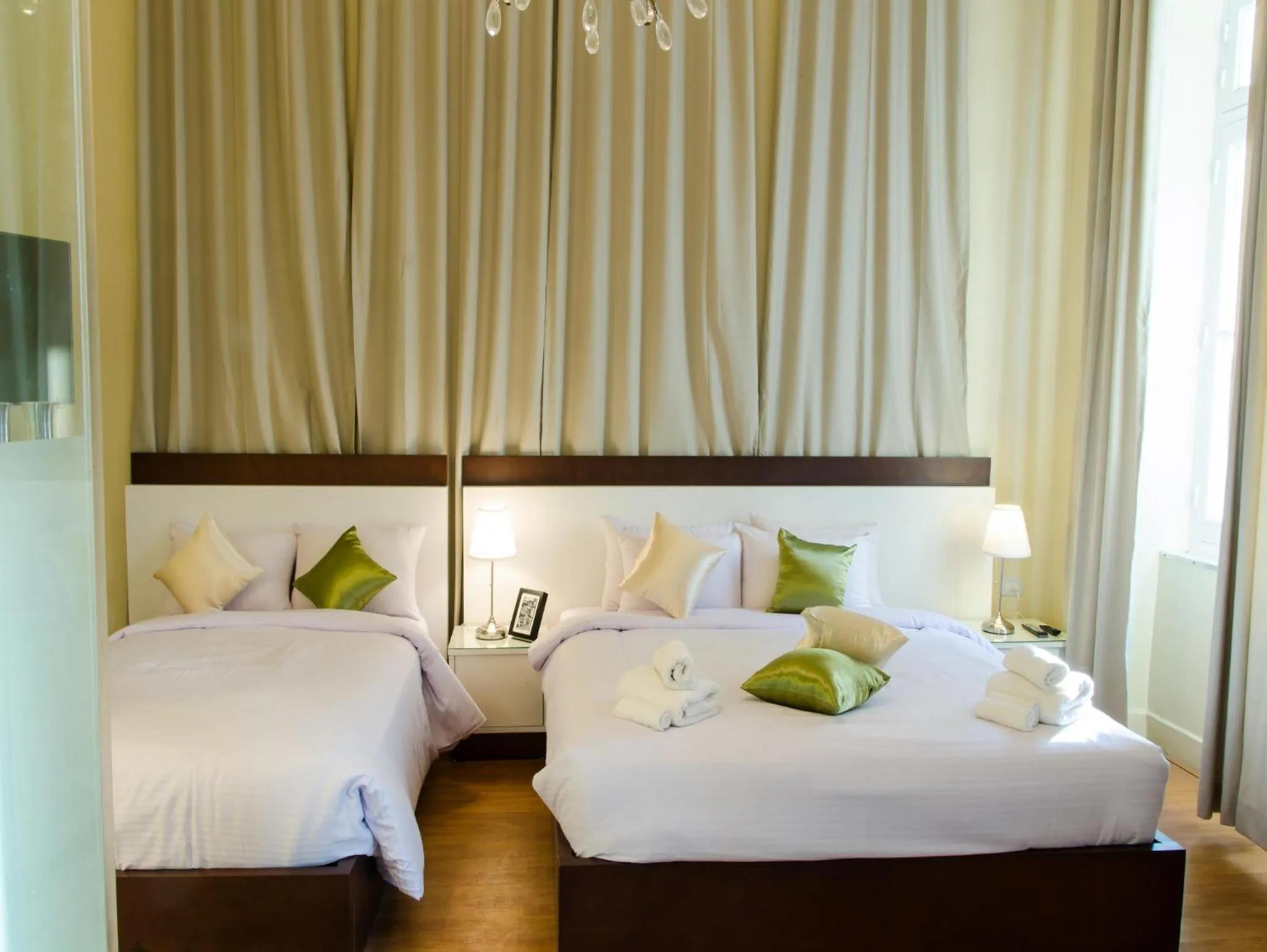 Photo of the whole room, Bed in Grand Agor Hotel Cairo