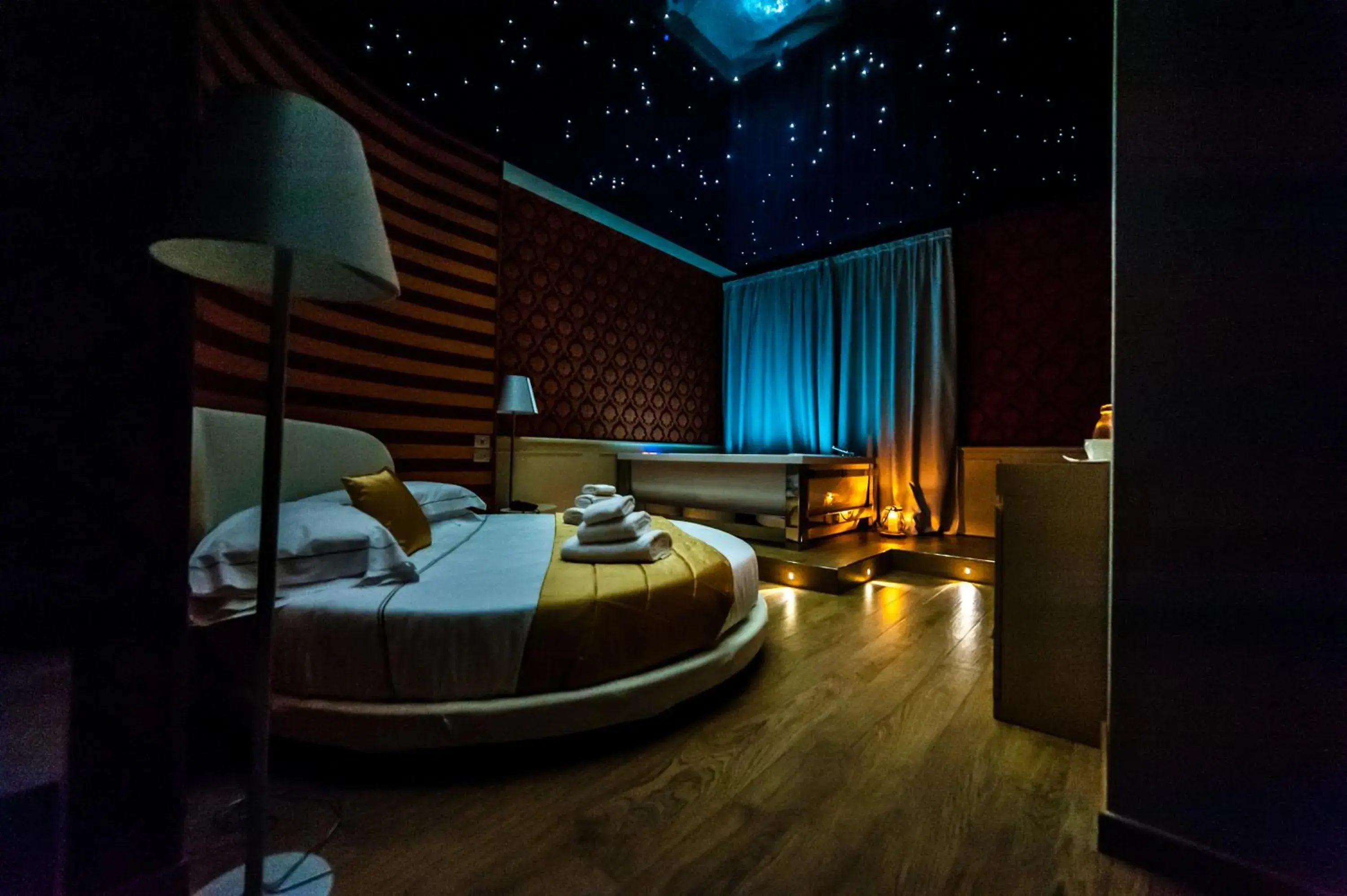 Night, Bed in Hotel Terre Dei Salici Night, Bed in Hotel Terre Dei Salici