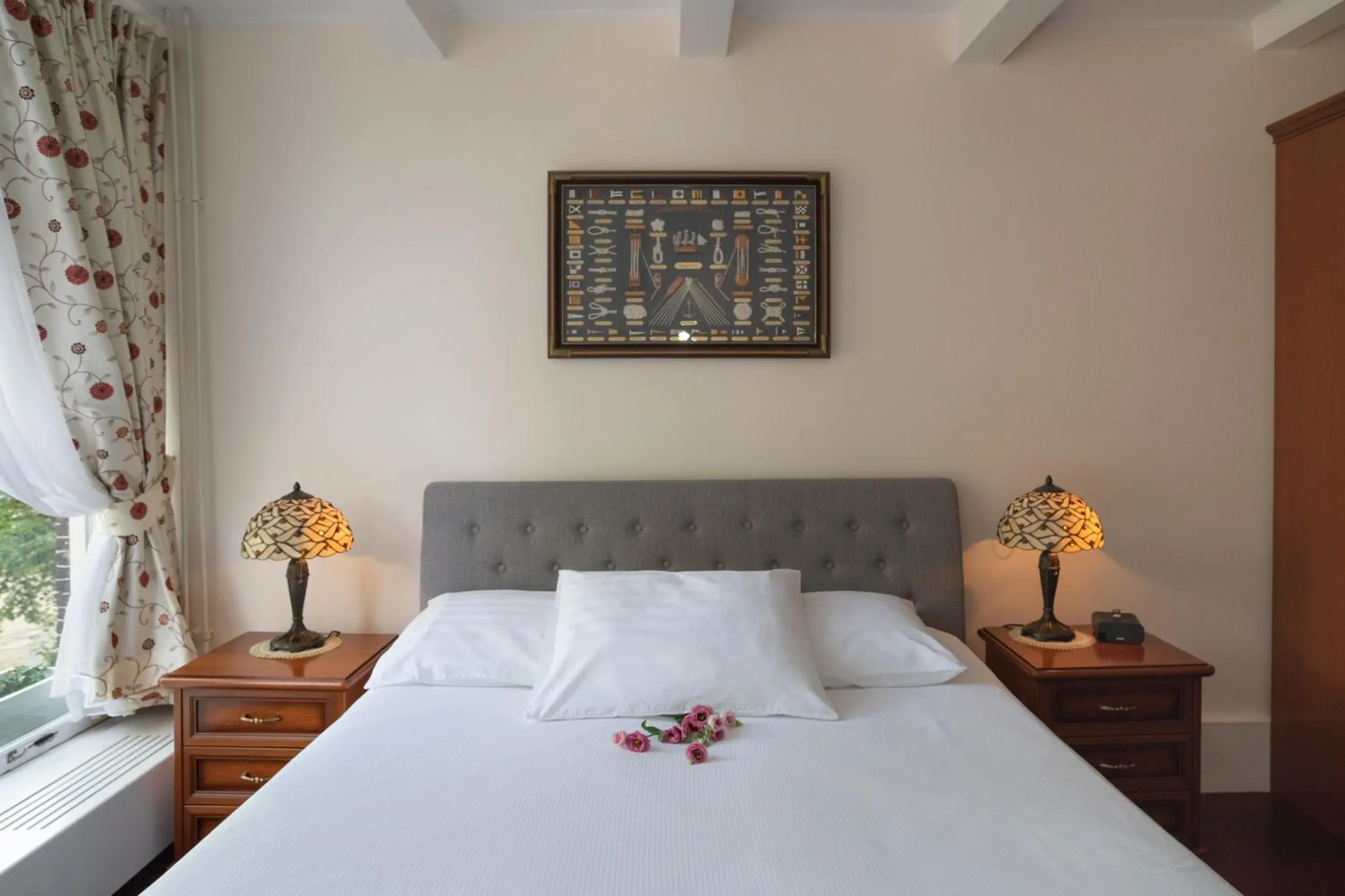 Bed in Keizershouse Amsterdam Bed in Keizershouse Amsterdam