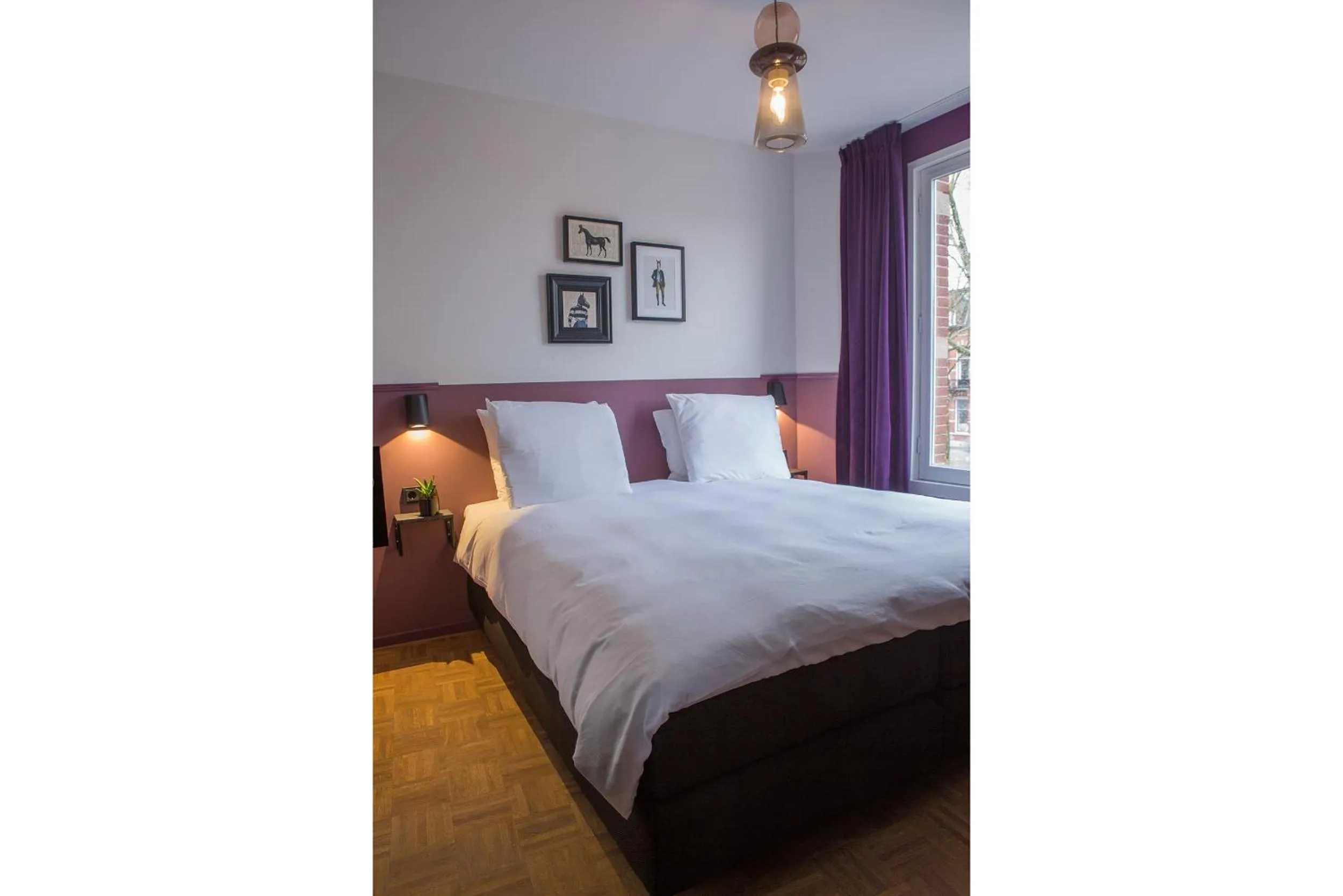 Bedroom, Bed in Little Duke Hotel