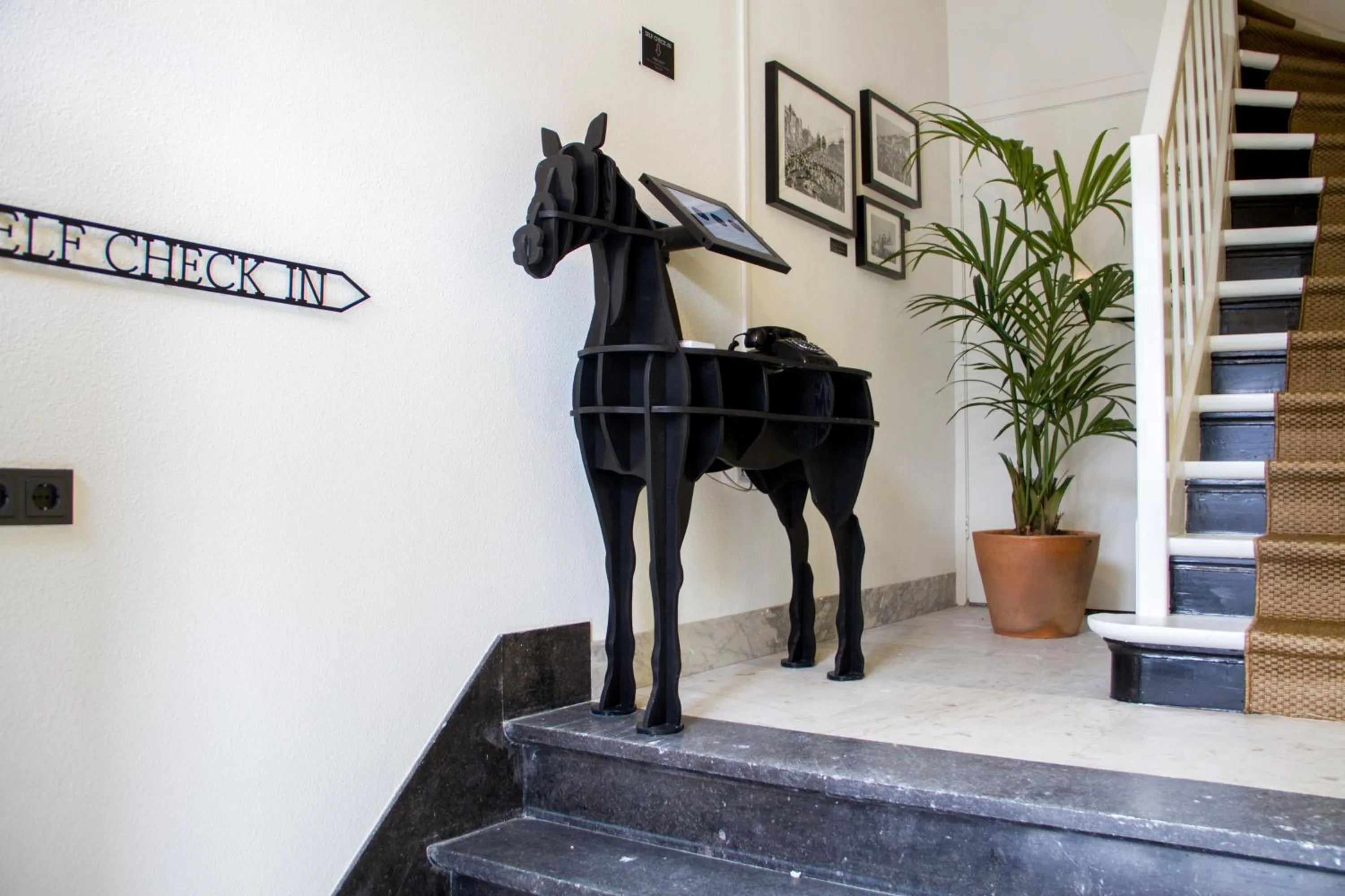 Decorative detail in Little Duke Hotel