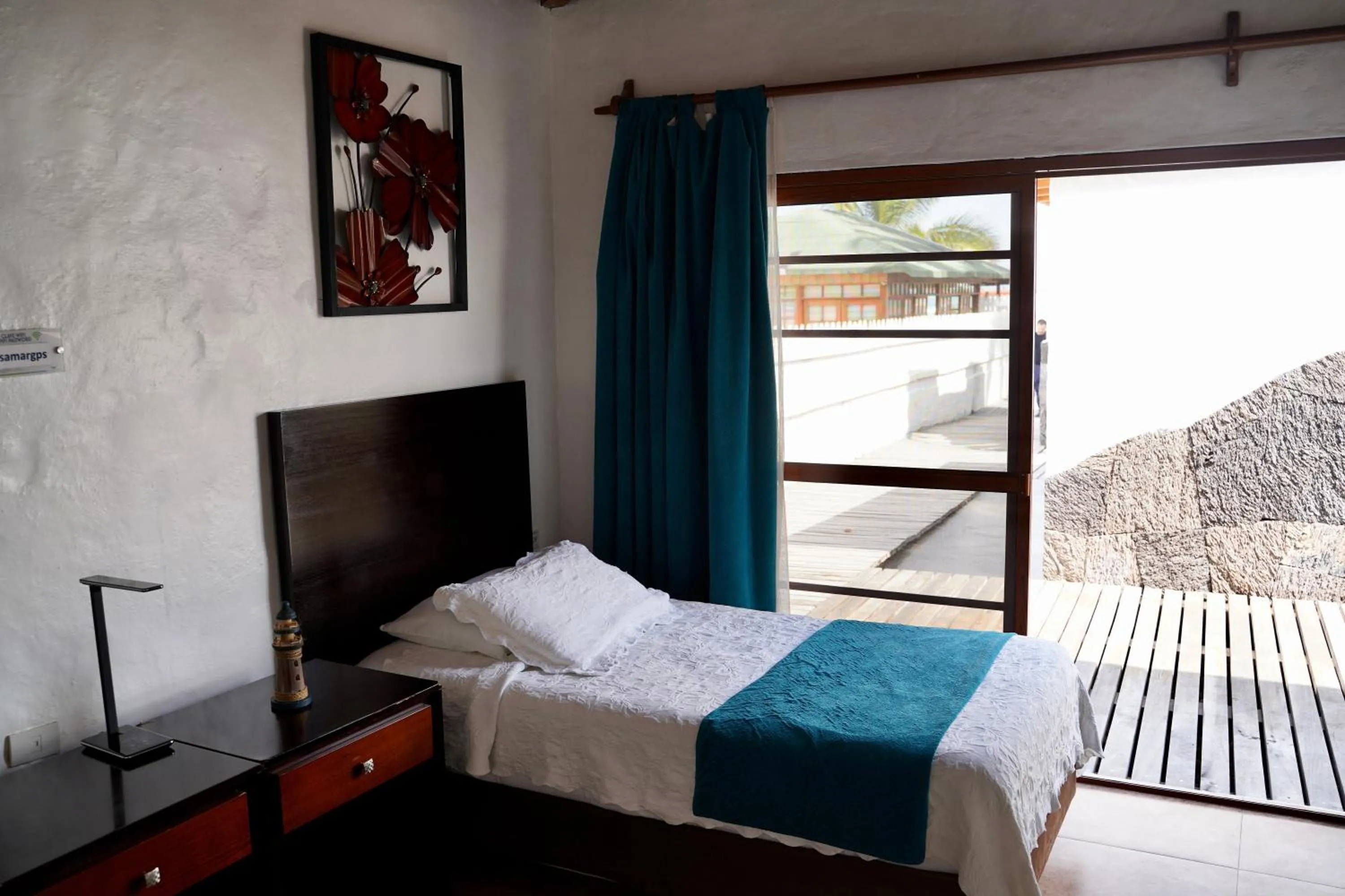 Deluxe Double Room in Hotel Isamar Galapagos Beachfront