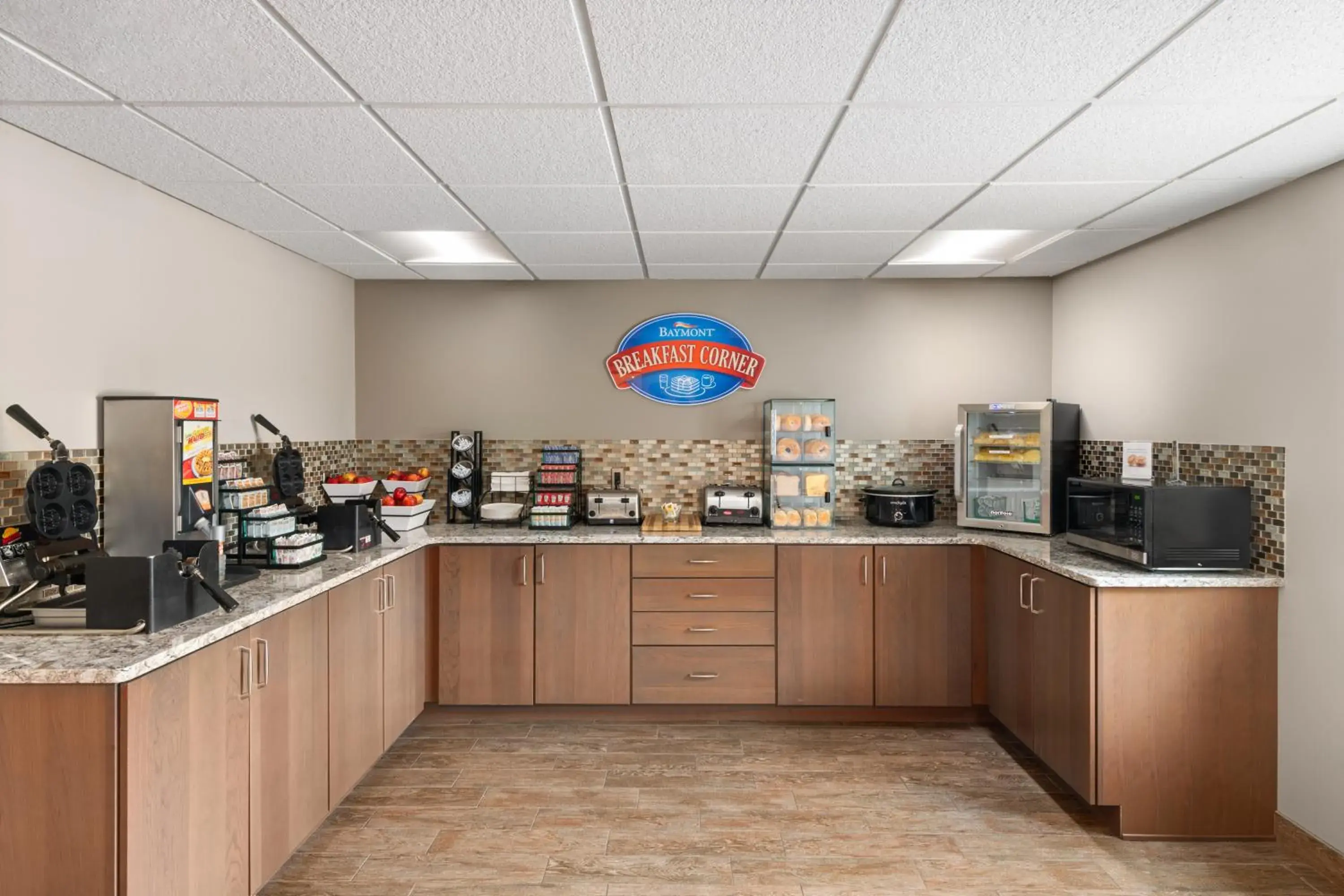 Breakfast in Baymont by Wyndham Mt. Pleasant Breakfast in Baymont by Wyndham Mt. Pleasant