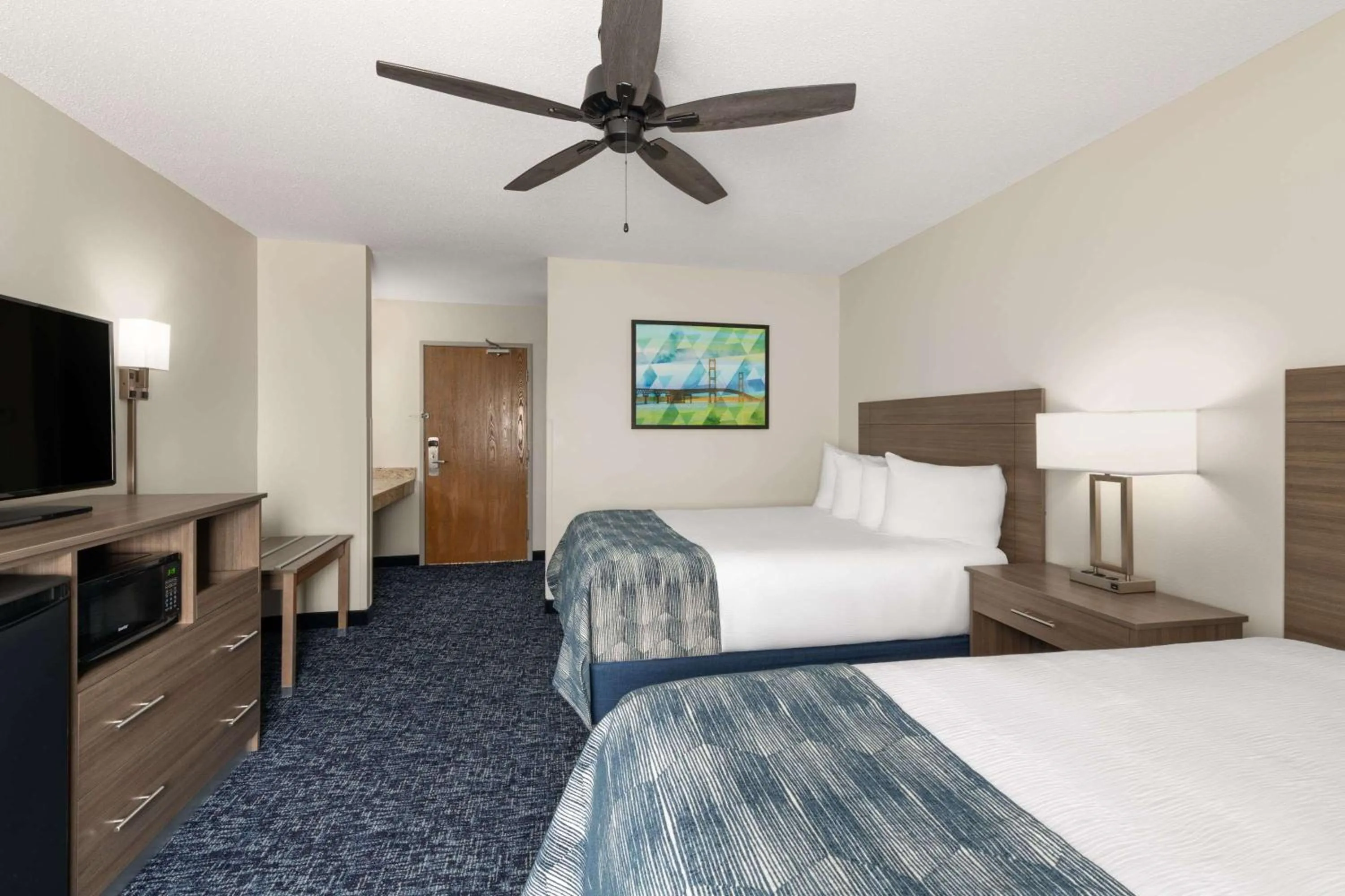 Photo of the whole room, Bed in Baymont by Wyndham Mt. Pleasant