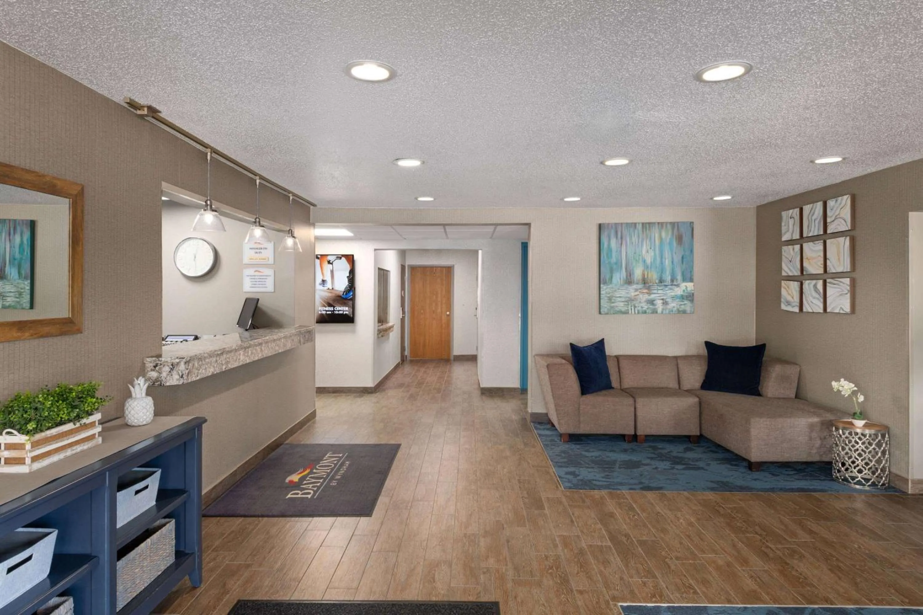 Lobby or reception in Baymont by Wyndham Mt. Pleasant