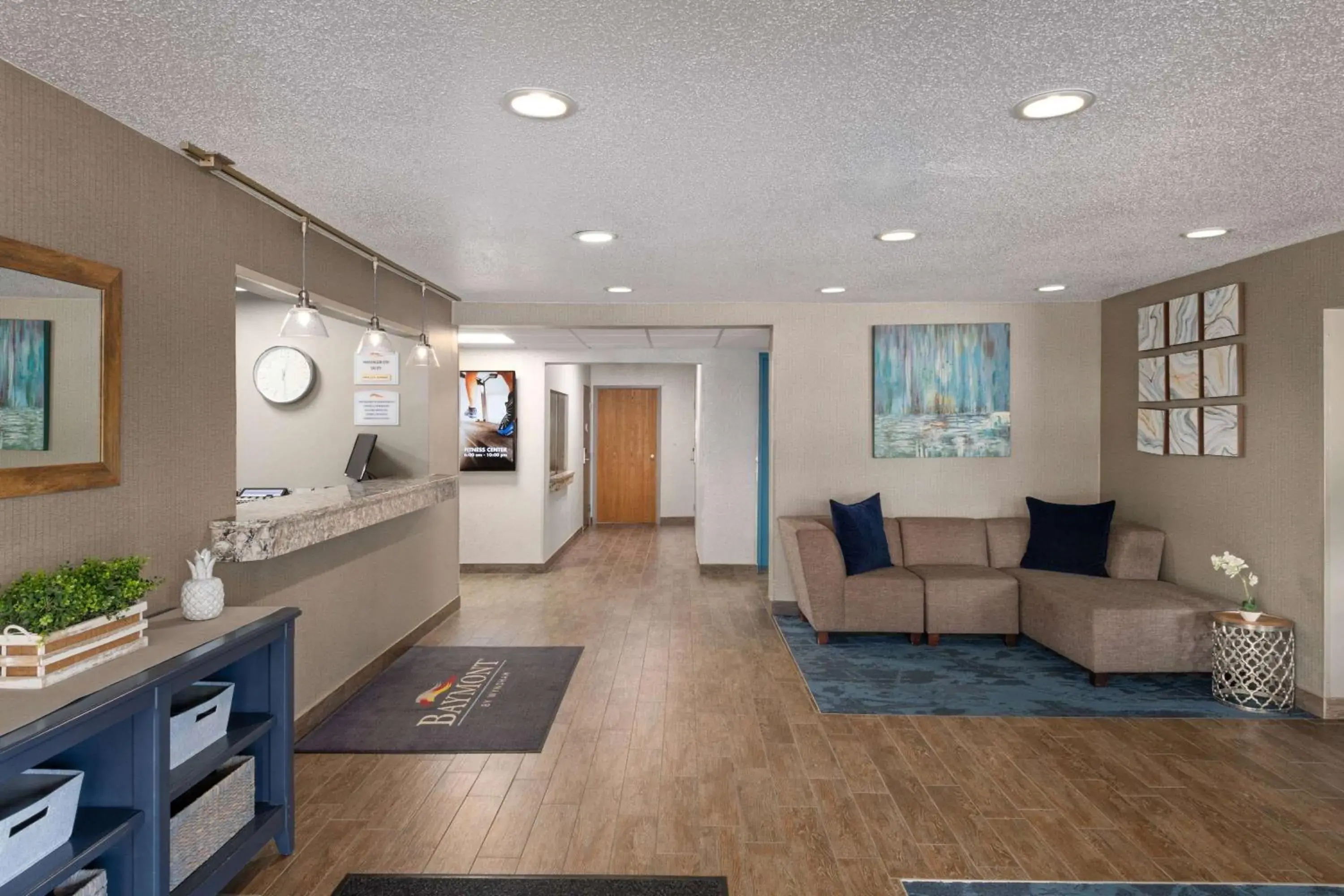 Lobby or reception in Baymont by Wyndham Mt. Pleasant Lobby or reception in Baymont by Wyndham Mt. Pleasant