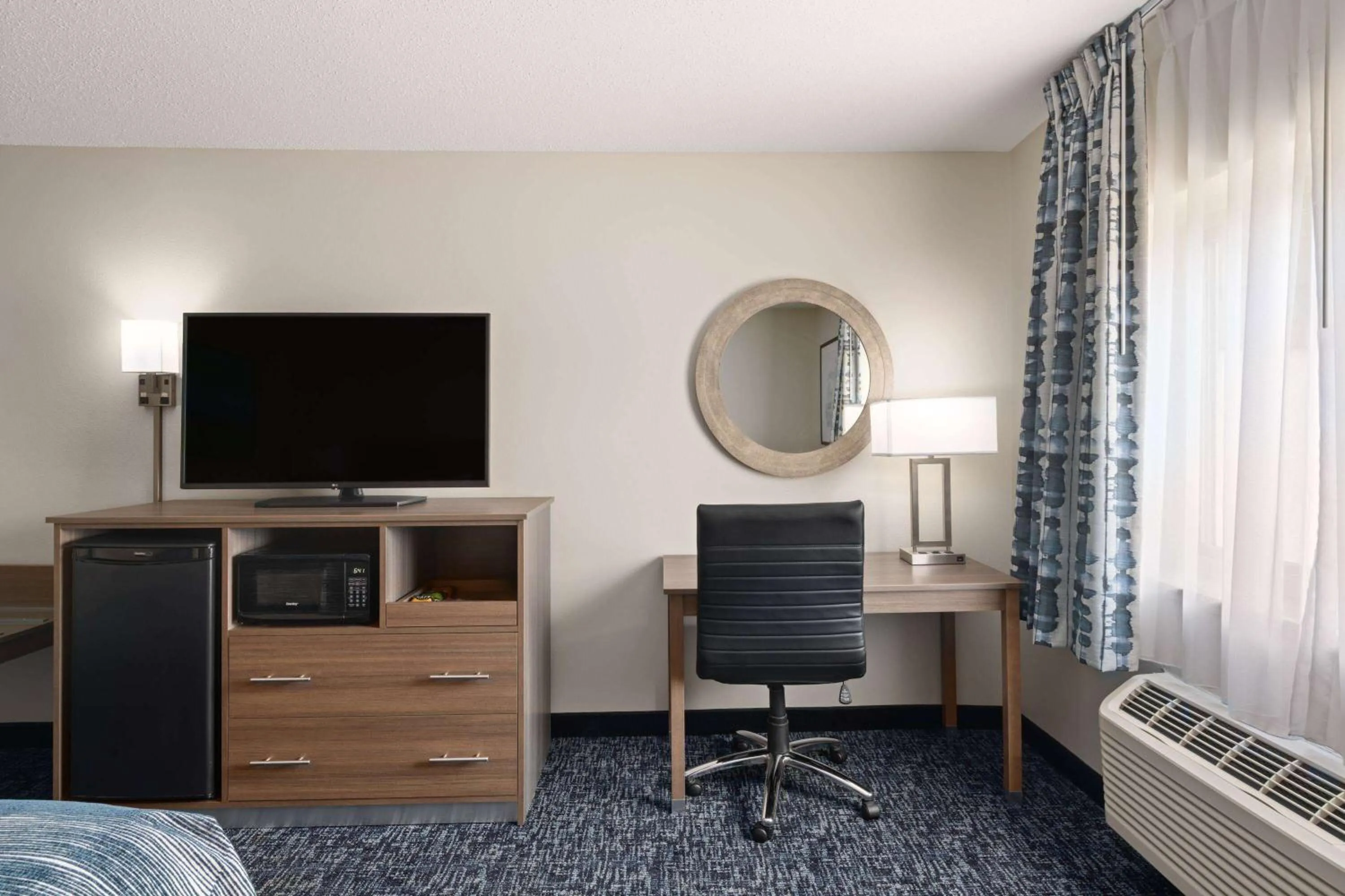 Photo of the whole room in Baymont by Wyndham Mt. Pleasant